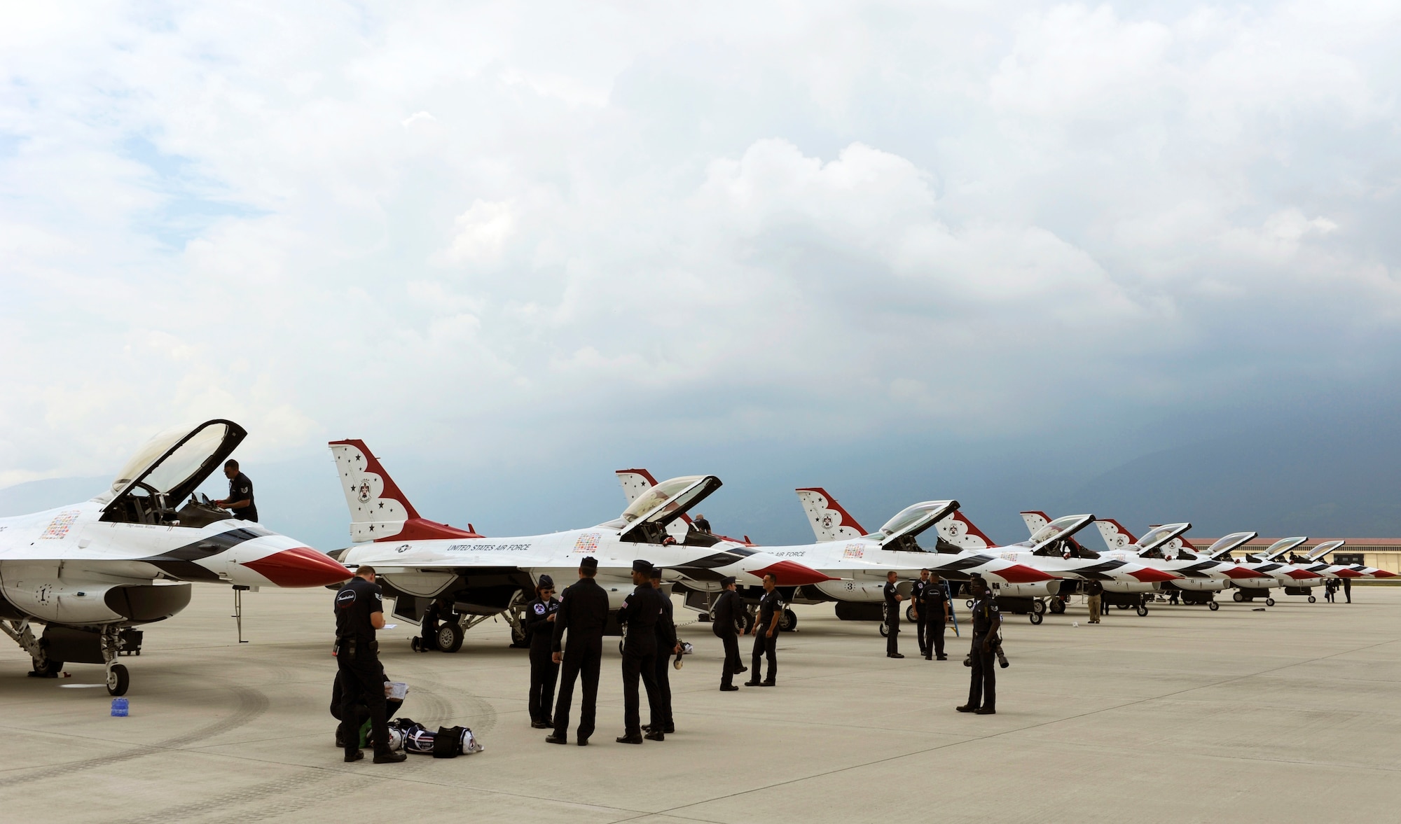 The U.S. Air Force air demonstration team, The Thunderbirds, arrive Aviano Air Base, Italy on June 9.  The Thunderbirds were in Italy to participate in the Air Extreme 2011 Airshow in Jesolo, Italy June 11-12. (U.S. Air Force photo by Tech. Sgt. Ian Dean)