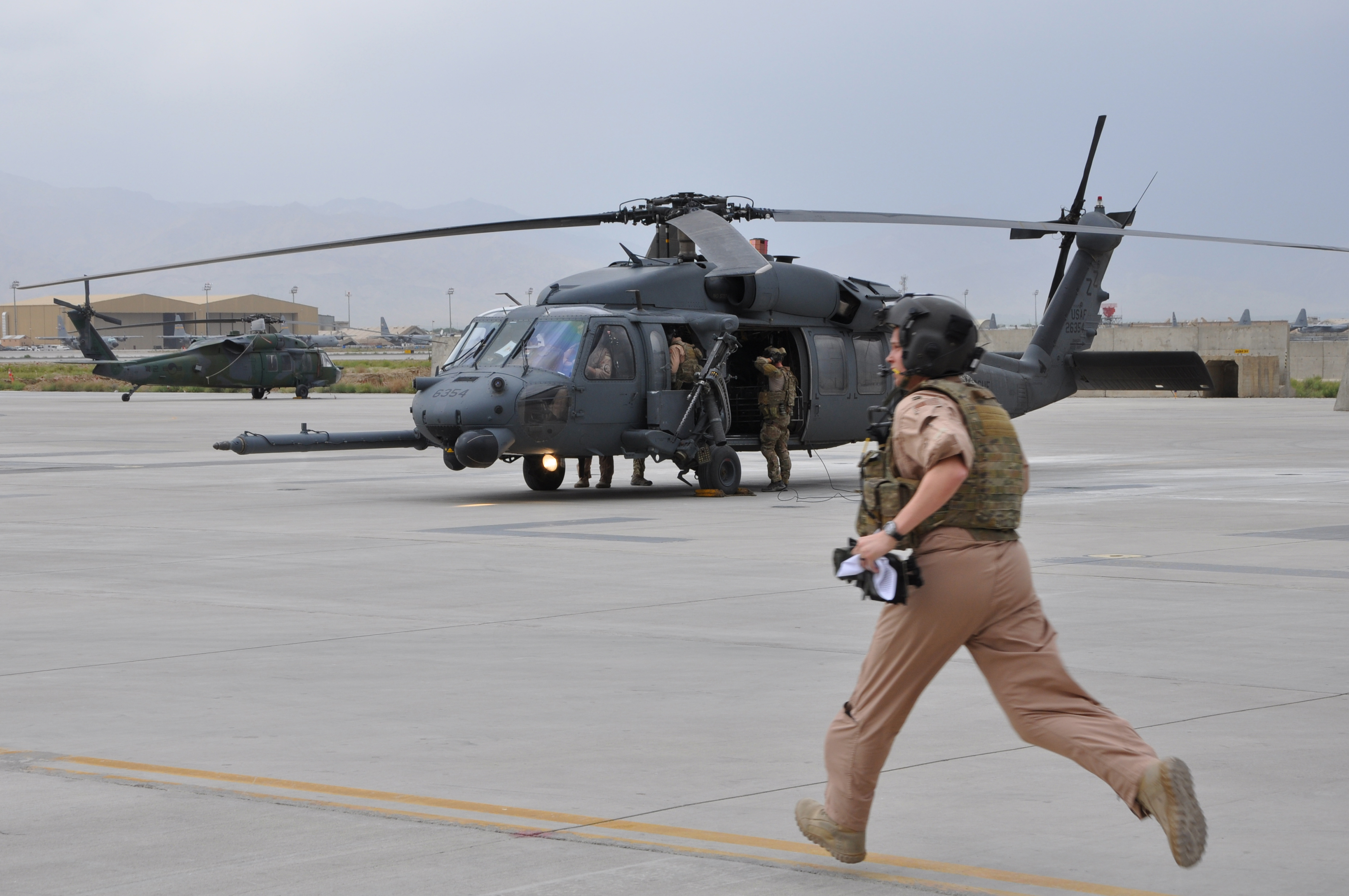 What Does It Take To Be A Pararescue Photo essay: pararescue Airmen rescue wounded ANP > U.S. Air Forces