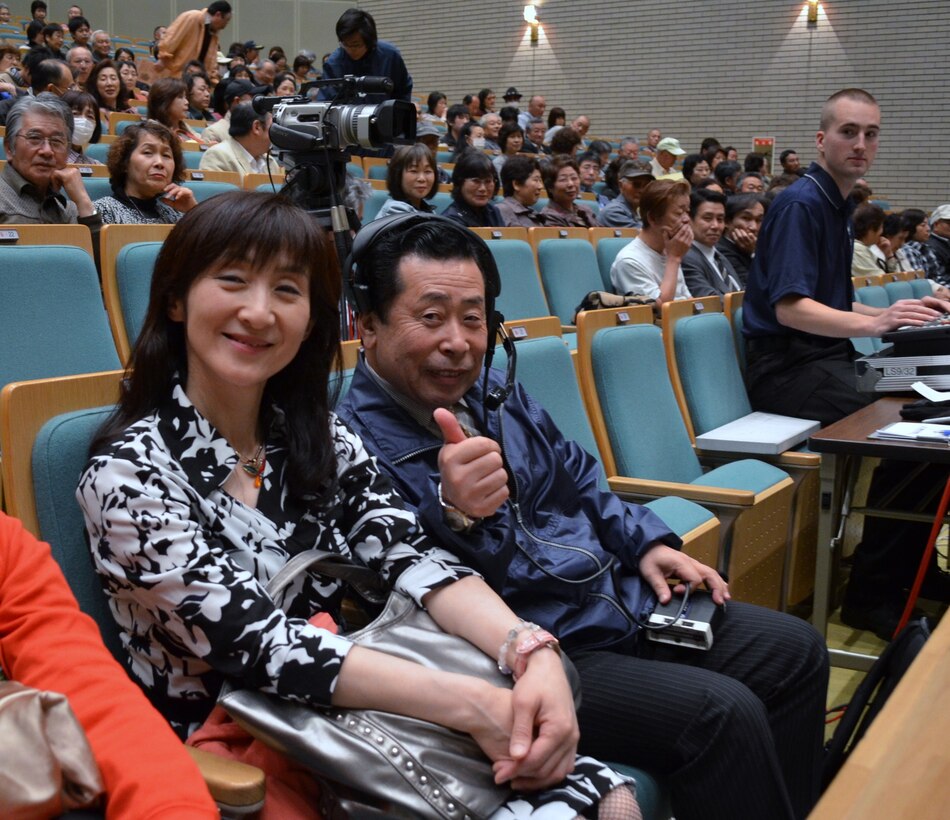 Thumbs up by Chief Producer Mr. Kenichi Kikuchi during show preparations with the AF Band of the Pacific-Asia’s Sound Engineer, SrA Joshua Voyles.