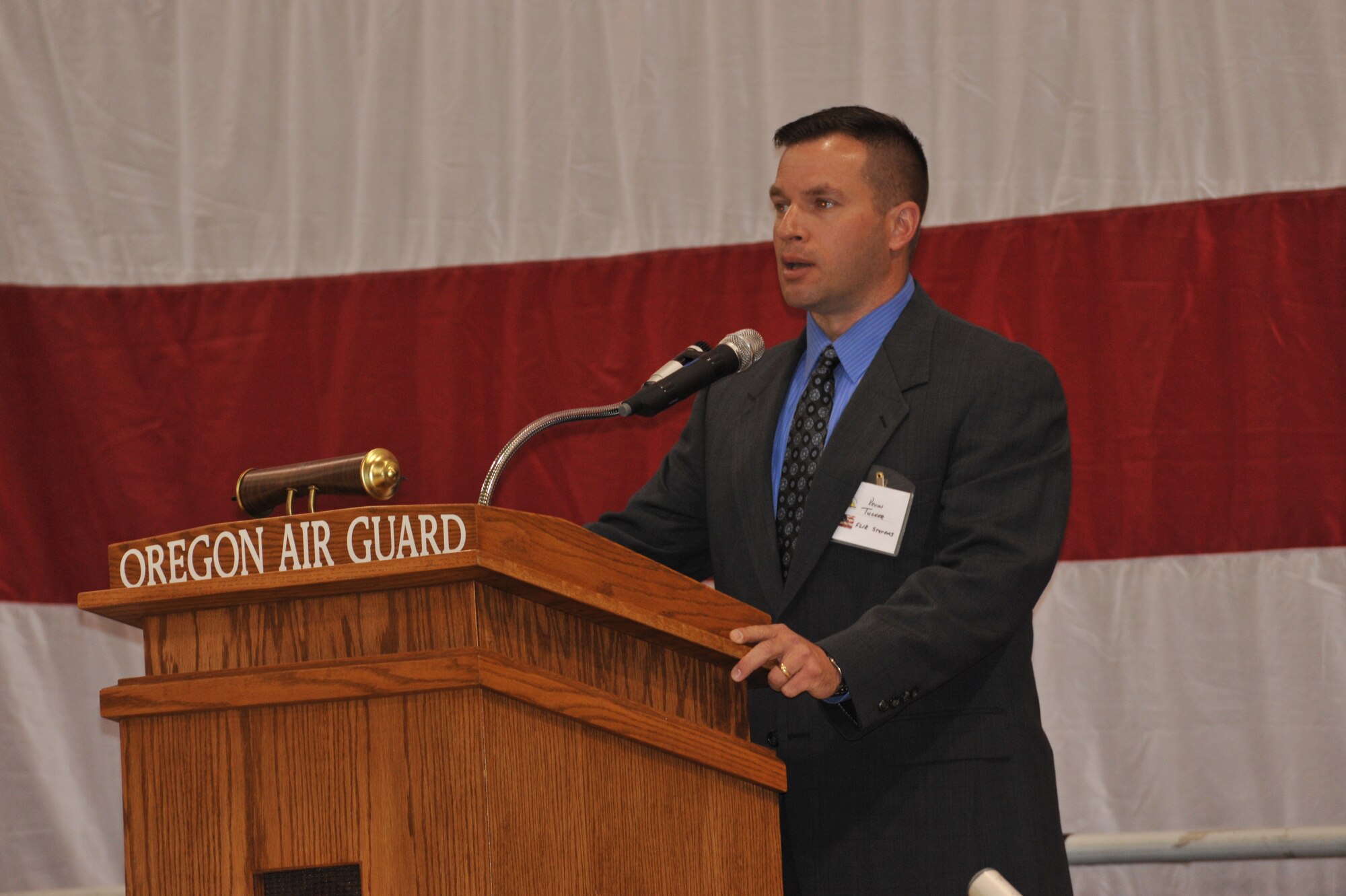 FLIR Systems Vice President and General Manager of Operations, Kevin Tucker, shared his perspective of hiring Guardsmen and the advantages they provide in private and public sectors.  “When you get a recommendation for a service member, look at the résumé a little differently; have a set of expectations beyond what you see.”  Tucker said, when you hire a Veteran, you get someone who is humble, trustworthy, team-oriented, innovative and perseverant – traits that don’t always show up on paper. 