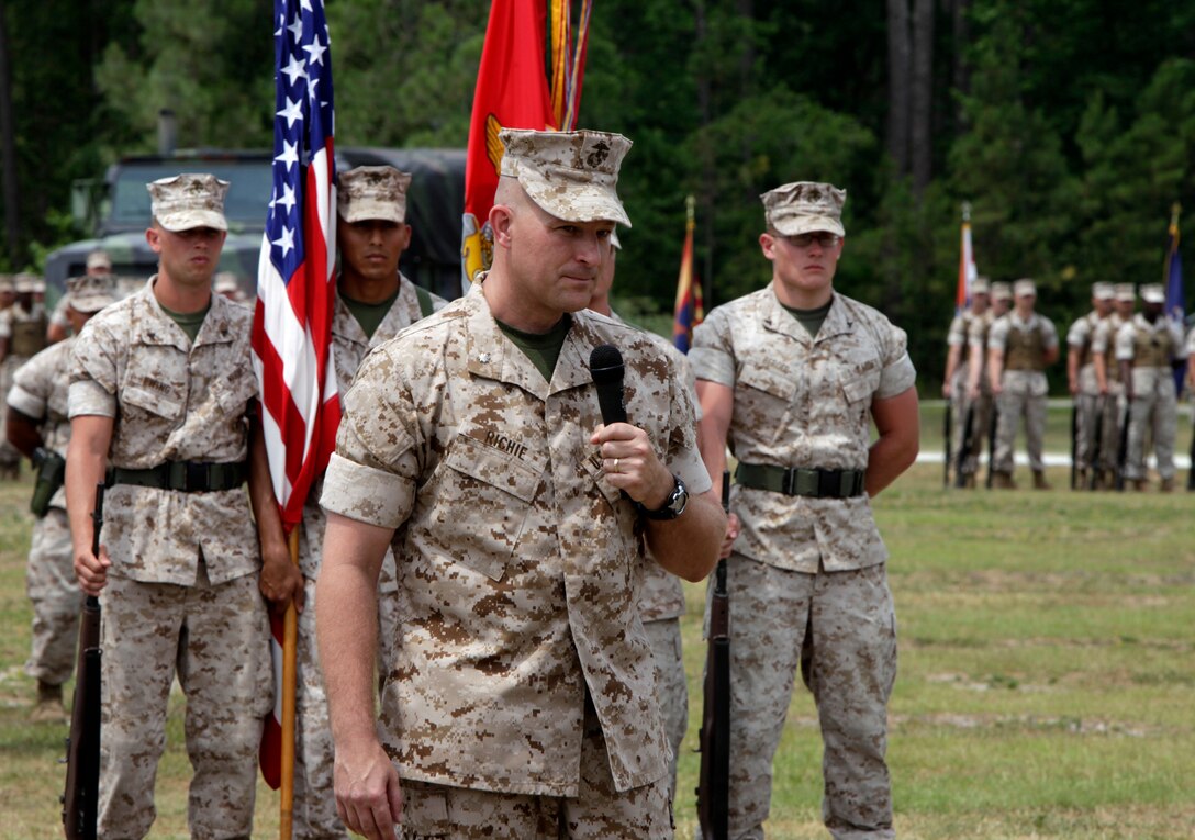 Lt. Col. Chris S. Richie delivers his farewell speech during the Marine Air Control Squadron 2 change of command ceremony at the squadron’s parade field June 16. Richie relinquished command to Lt. Col. Darry W. Grossnickle.