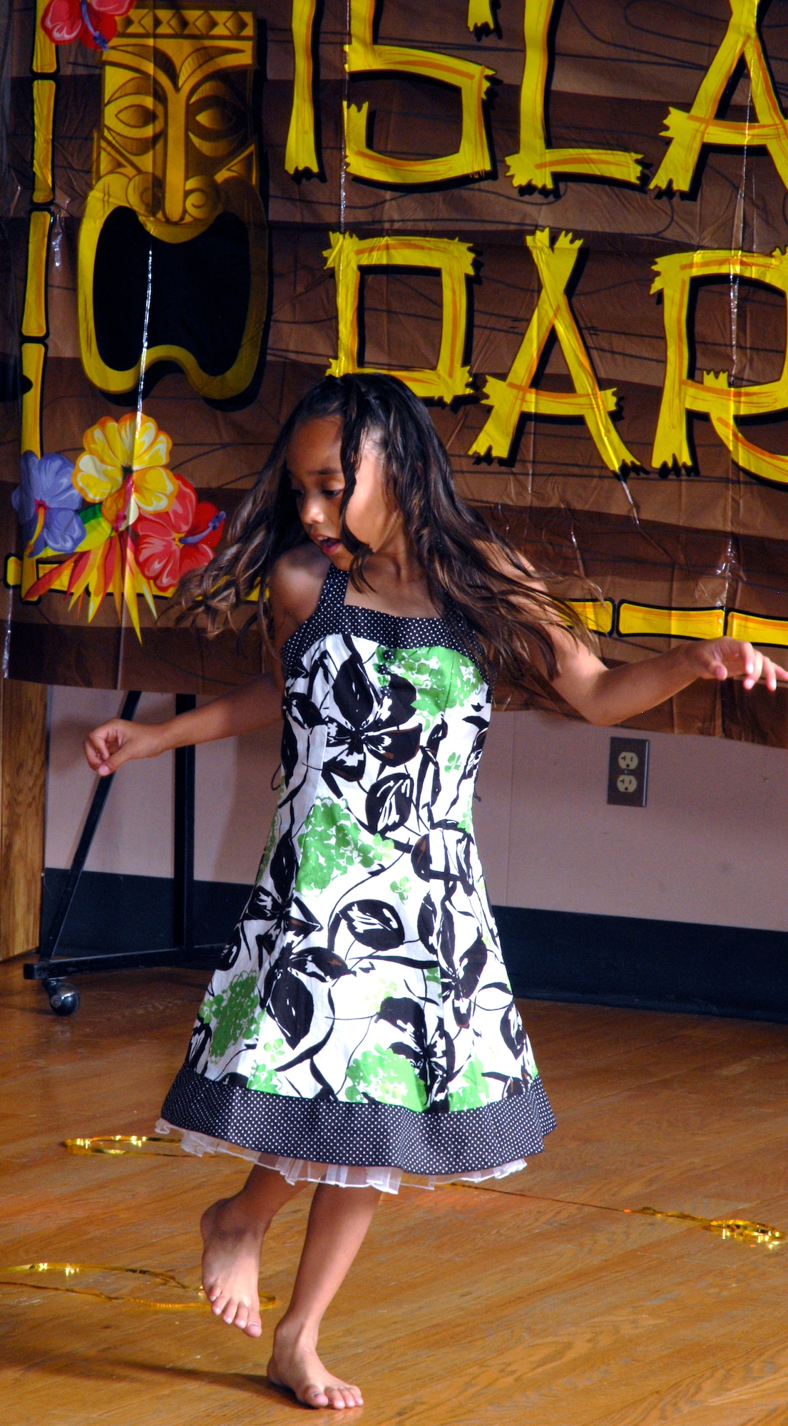 Daddy Daughter Dance brings Father s Day fun Goodfellow Air Force Base Article Display