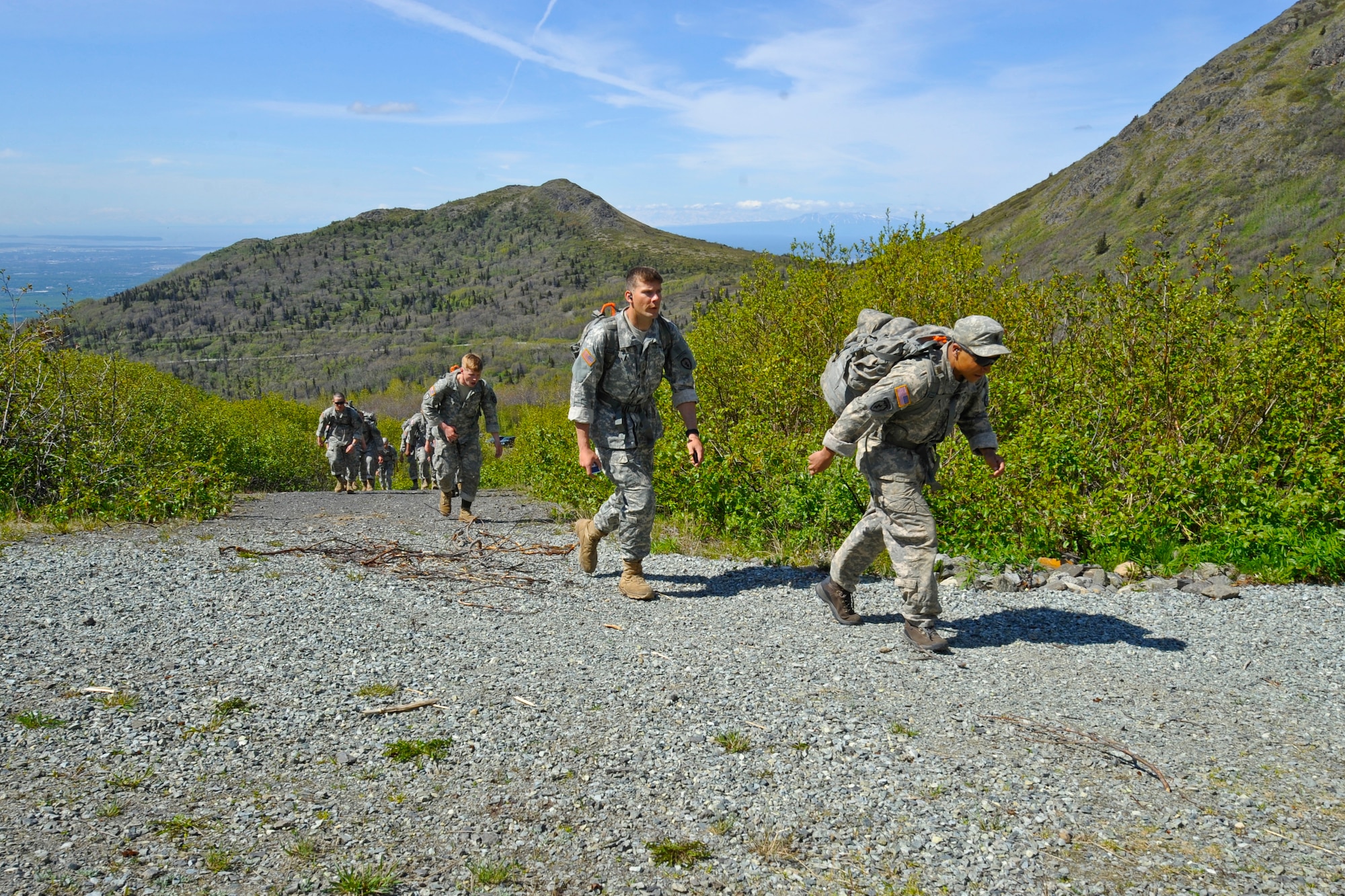 Soldiers make their way up a mountain during the “Combat Cross-Country” race. (U.S. Air Force photo/Steve White)
