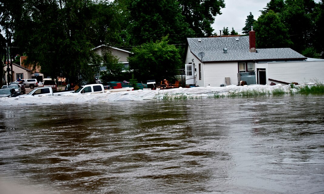 Minot flood update > United States Marine Corps Flagship > Messages Display