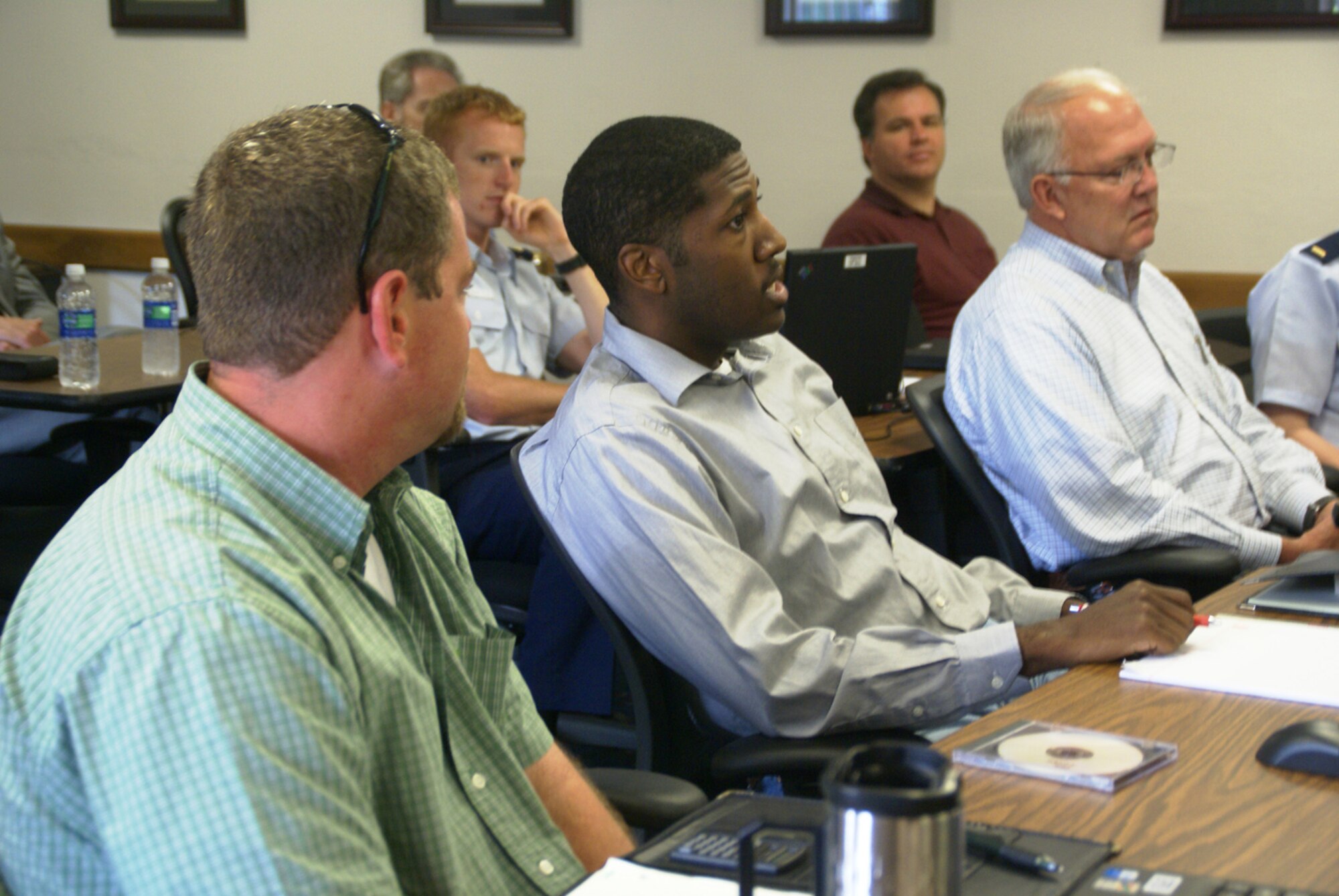 Jeremy Morris, an ATA project engineer at the Engine Test Facility, gives a brief introduction on his career and experience with statistics while his classmates listen at the outset of a two-day introductory class on DOE. (Photo by Philip Lorenz III)
