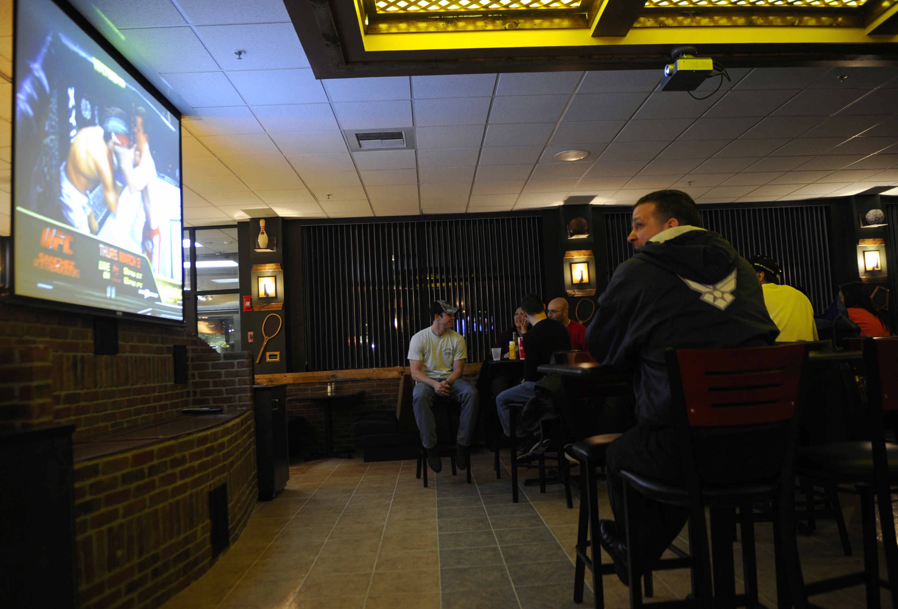 Bowling center’s snack bar pins down positive reviews > Mountain Home