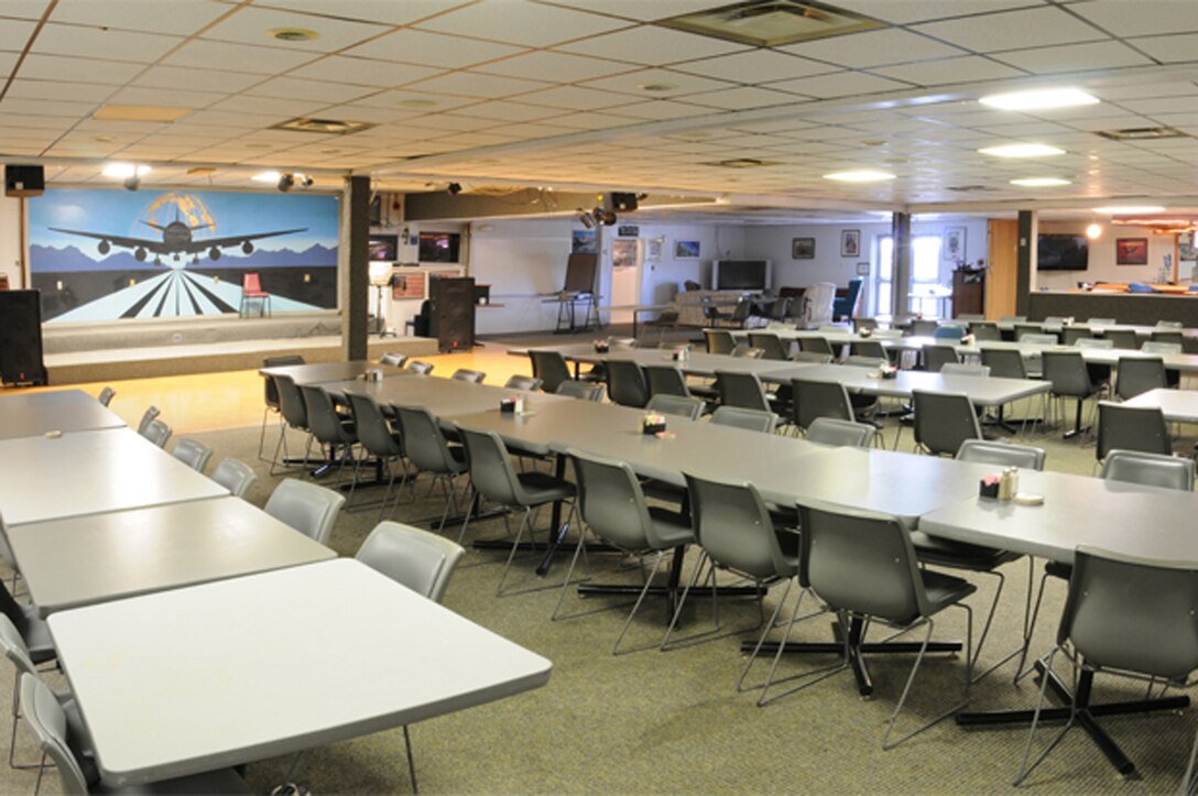 McGHEE TYSON AIR NATIONAL GUARD BASE, Tenn. - The Dining Hall here, Jan. 5, 2010.  (U.S. Air Force photo by Master Sgt. Kurt Skoglund/Released)