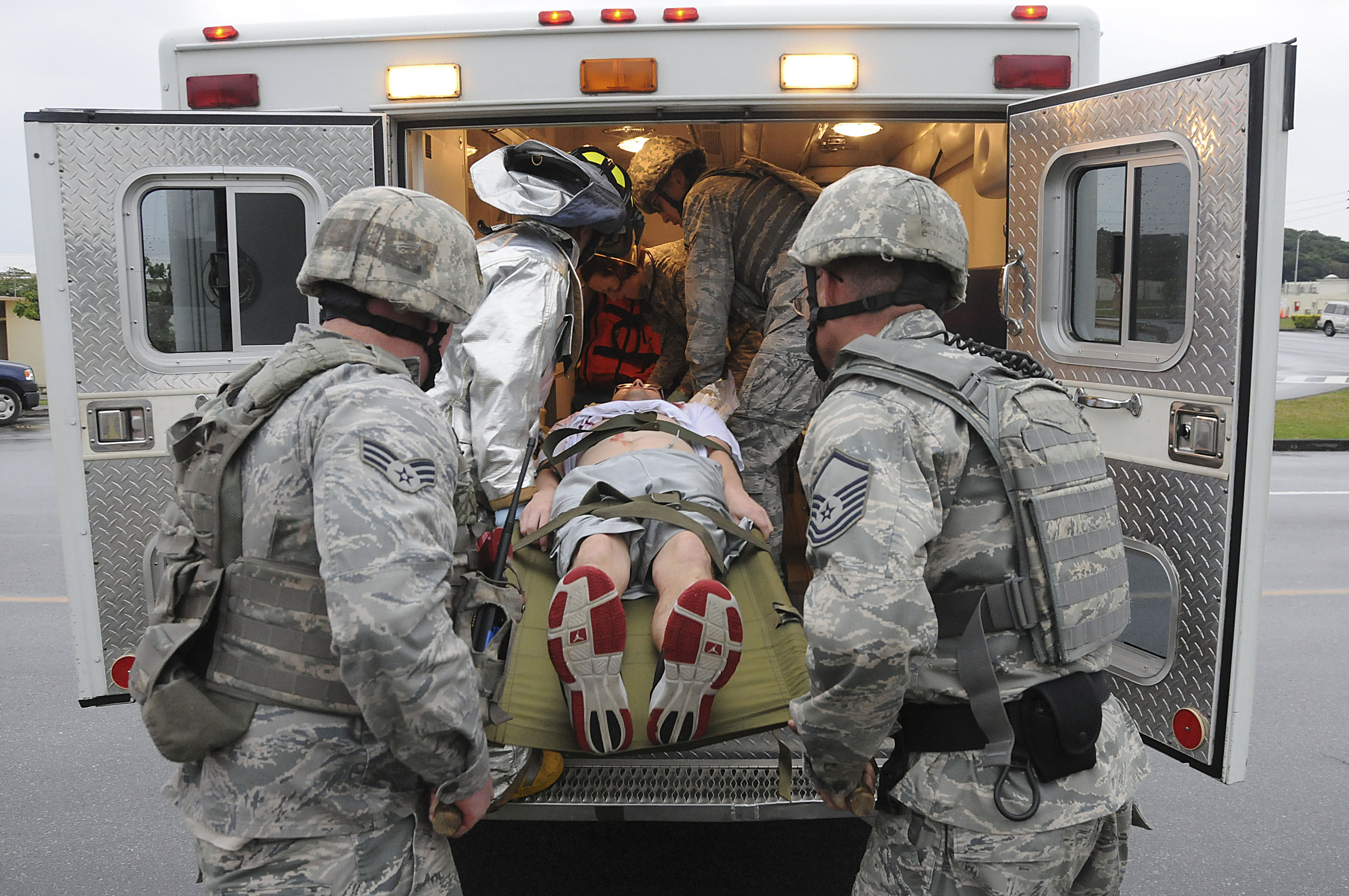 Emergency responders react to active shooter