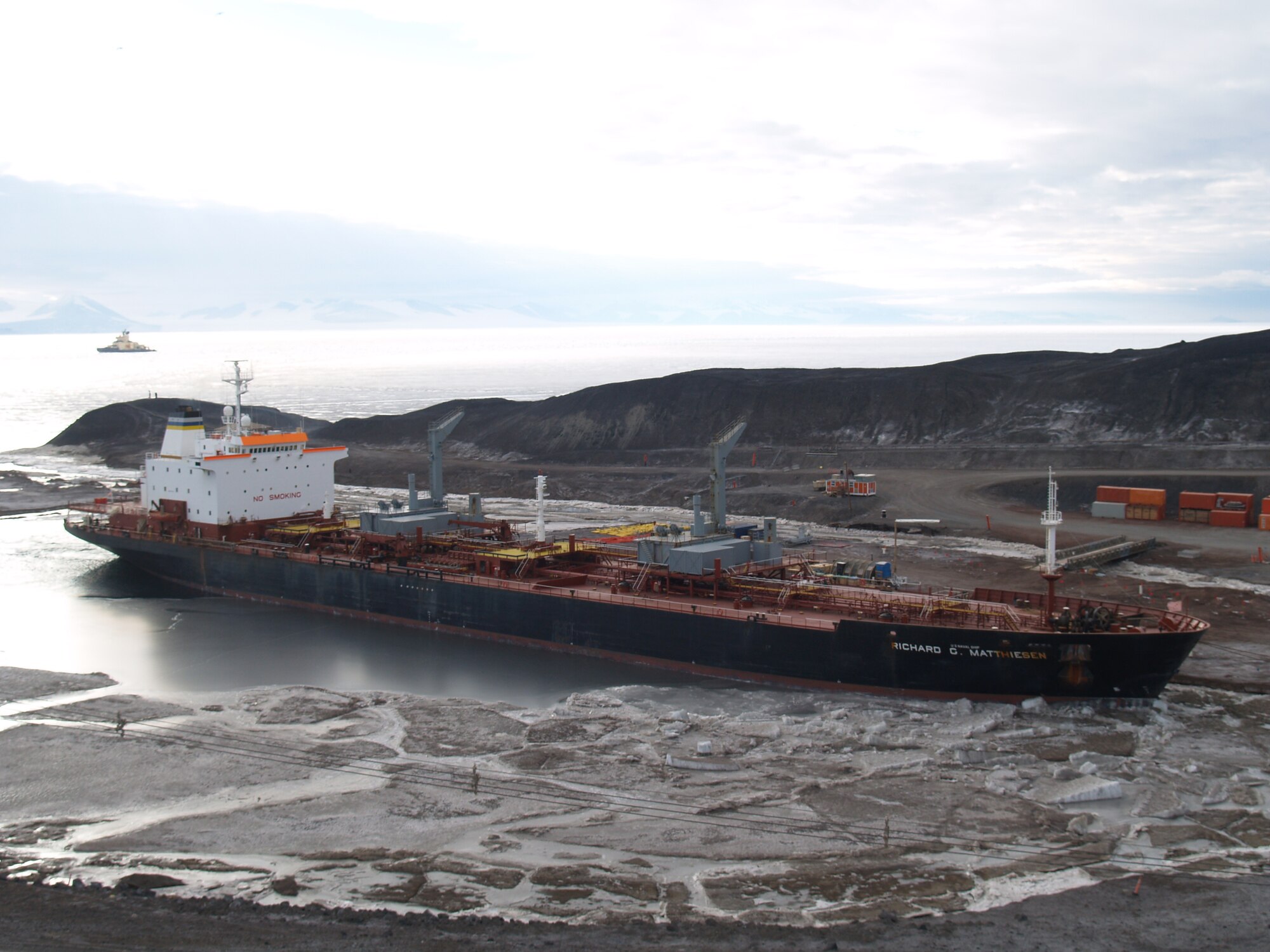 The Richard G. Matthiesen fuel tanker ship at the McMurdo ice
pier, as part of Operation Deep Freeze 2010-2011. ODF is the U.S. military's operational and logistic support of the NSF's scientific research activities in Antarctica.  (U.S. Air Force photo/ Mr. Larry Larsson)


 