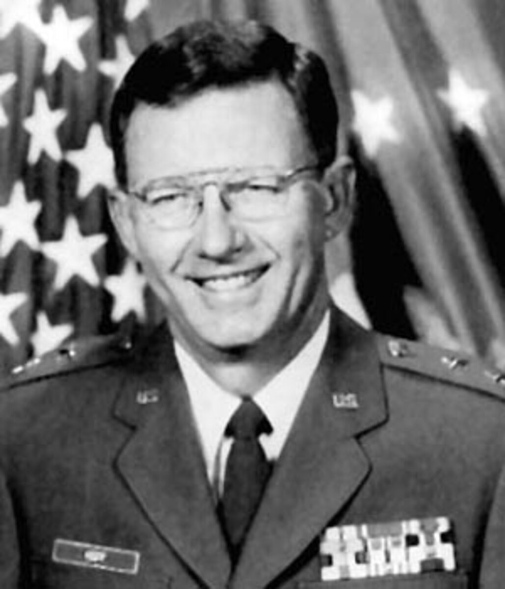 MAJOR GENERAL JAMES W HOPP Air Force Biography Display