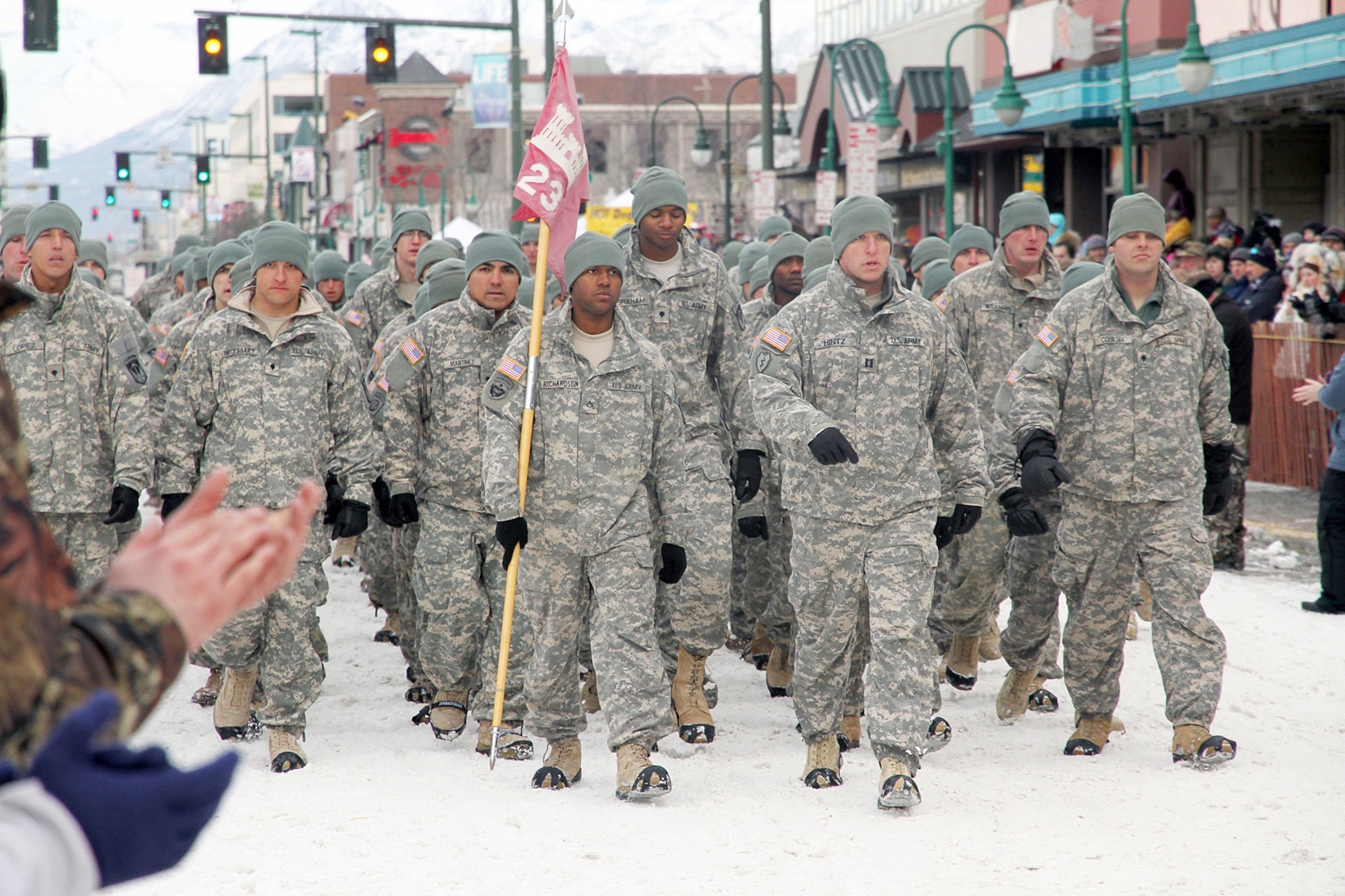 Anchorage citizens welcome home Soldiers of the 23rd Engineer Company (Airborne) from their yearlong deployment in Afghanistan. (U.S. Army Staff Sgt. Jason Epperson)