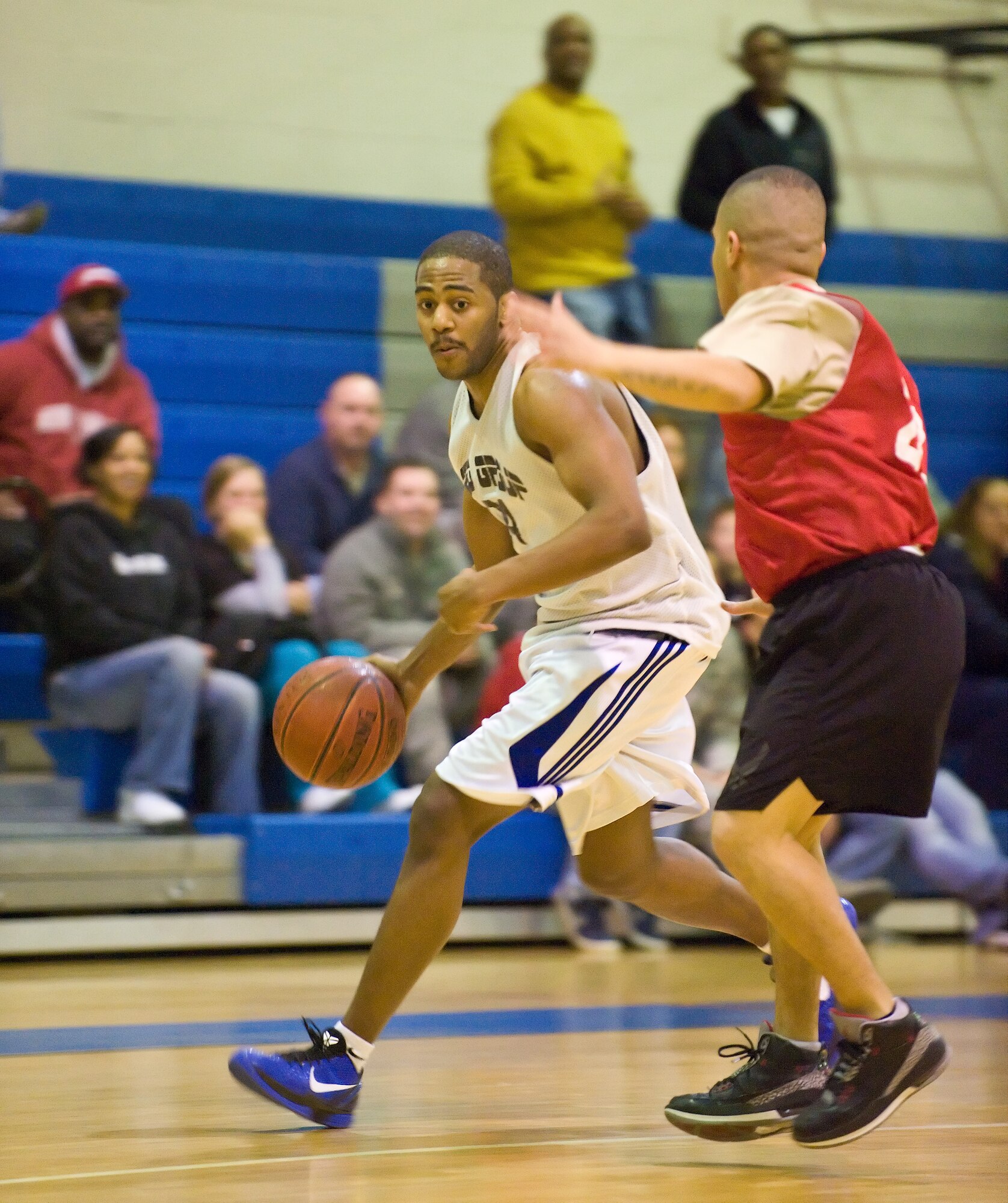 (UNRELEASED) The 2011 Dover AFB Intramural Championship basketball game between the 436th Medical Group and the 436th Security Forces Squadron was played on March 9, 2011. The 436th Medical Group won the championship. (U.S. Air Force photo/Roland Balik)