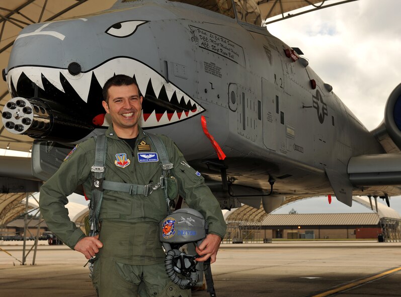 MOODY AIR FORCE BASE, Ga.-- Capitano (Capt.) Maurizio De Guida , Italian Air Force exchange pilot with the 74th Fighter Squadron, posses in front of a A-10C Thunderbolt II March 1. Captain Guida is an Italian exchange pilot at Moody and the first Italian to fly the A-10 which is similar to the fighter plane he flies at home. (U.S. Air Force photo/Airman 1st Class Joshua Green)