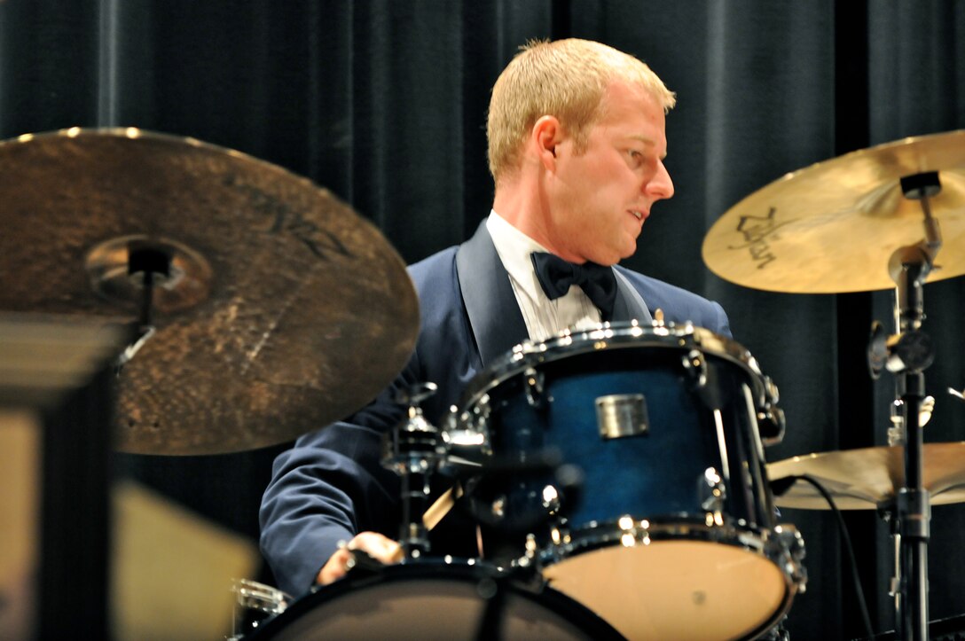 Tech. Sgt. David McDonald, drummer with the U.S. Air Force Band Airmen of Note, solos March 15 at Robert E. Lee High School, Staunton, Va. This performance was the first on the Note’s 2011 spring tour. (U.S. Air Force photo by Airman 1st Class Tabitha N. Haynes)