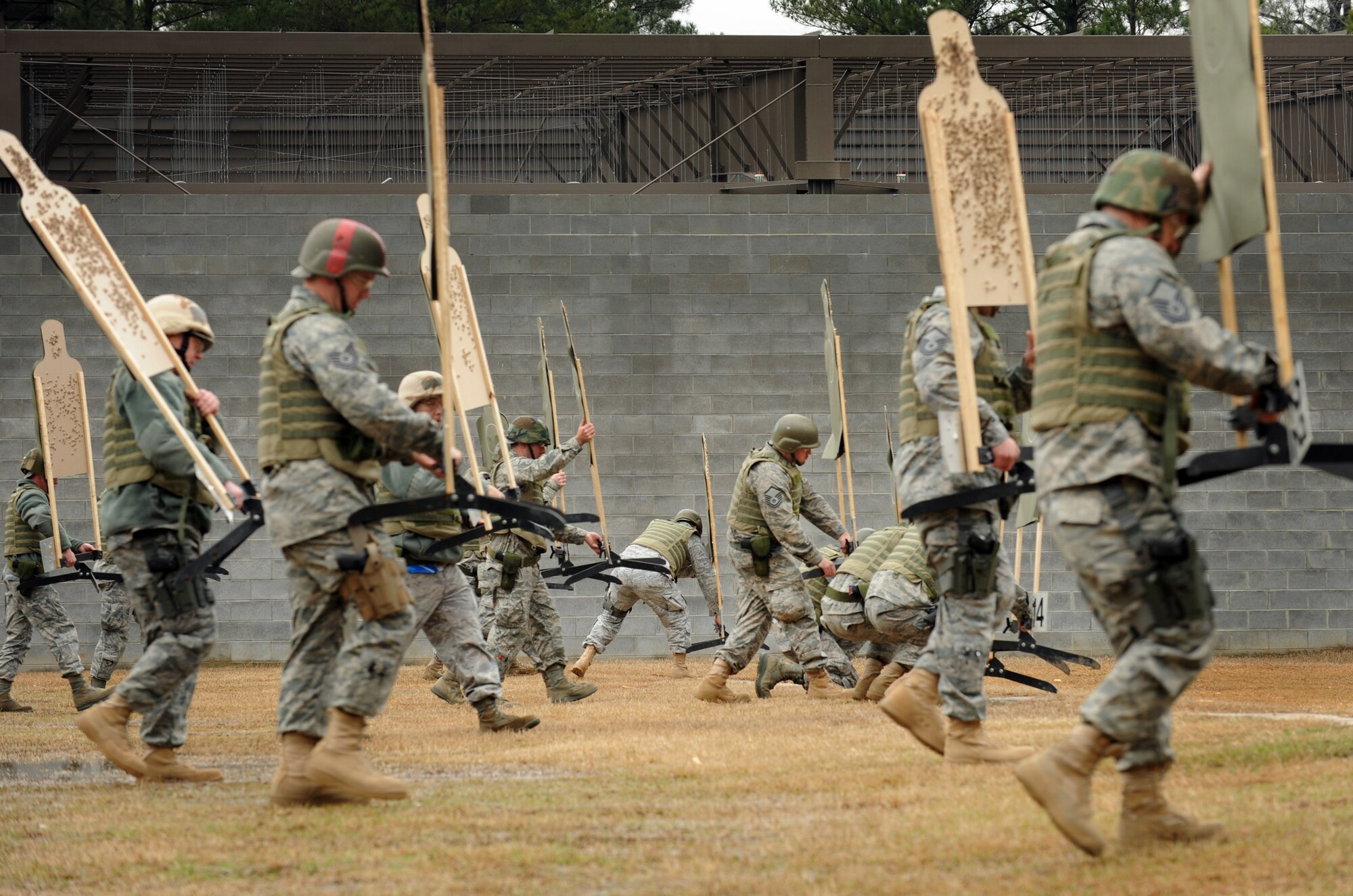 MOODY AIR FORCE BASE, Ga. -- Moody members place targets down the Combat Arms Training and Maintenance range Feb. 11. When qualifying on the Beretta M-9, the targets are set at 7, 15 and 25 meters. (U.S. Air Force photo/Airman 1st Class Douglas Ellis)(RELEASED)
