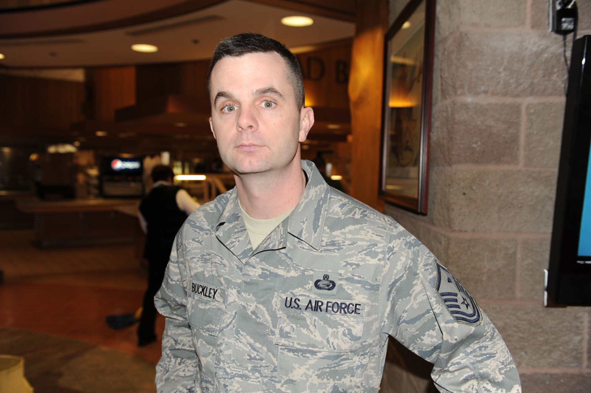 “The food’s excellent, I enjoy it. It has a pretty good variety.” 1st Sgt. Travis Buckley,
962nd Airborne Air Control Squadron (U.S. Air Force photo/Luke Waack)