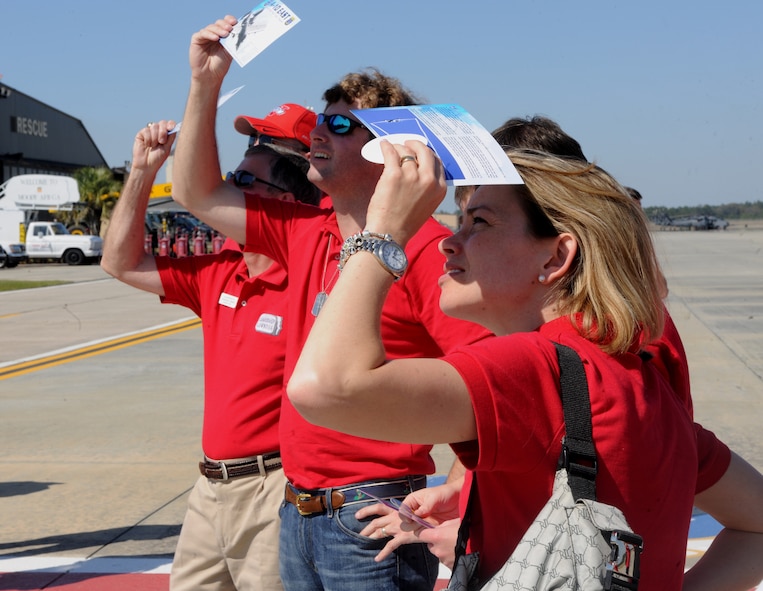MOODY AIR FORCE BASE, Ga.-- Leadership Lowndes participants watch as the A-10 East Demonstration Team aircraft performs aerial stunts during their base visit March 17. Community leaders from Lowndes County had the opportunity to watch the demonstration and meet the pilot after the show. (U.S. Air Force photo/Airman 1st Class Benjamin Wiseman)(RELEASED)