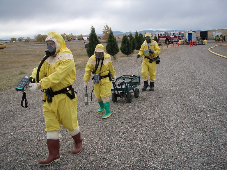Senior Airman Rich Frank leads a bioenvironmental team during an exercise here in 2008. (U.S. Air Force photo)