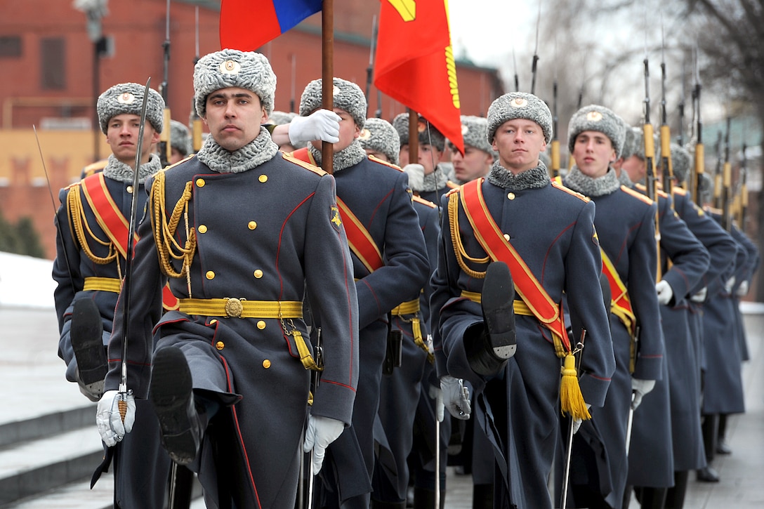 Russian soldiers march during a welcoming ceremony for U.S. Defense Secretary Robert M. Gates at the Tomb of the Unknown Soldier in Moscow, March 22, 2011.  

