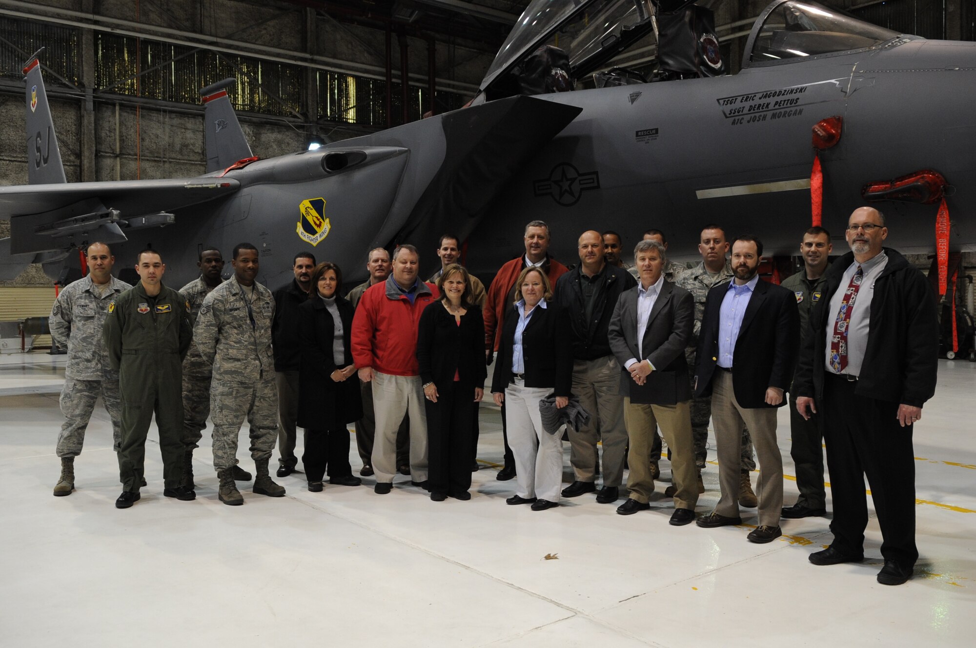 Seymour Johnson Air Force Base, N.C. -- State business leaders from the North CarolinaDefense Business Association visit the 4th Fighter Wing Weapons Load
Training Facility during a tour here March 3, 2011.  Members of the NCDBA
represent a group of businesses with interests in military contracting,
government affairs and supporting the state's military installations. (U.S. Air Force
photo/Senior Airman Marissa Tucker) (RELEASED)
