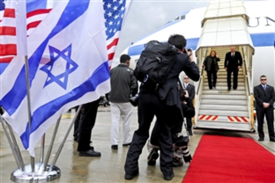 U.S. Defense Secretary Robert M. Gates and his wife, Becky, arrive in Tel Aviv, Israel, March 24, 2011.