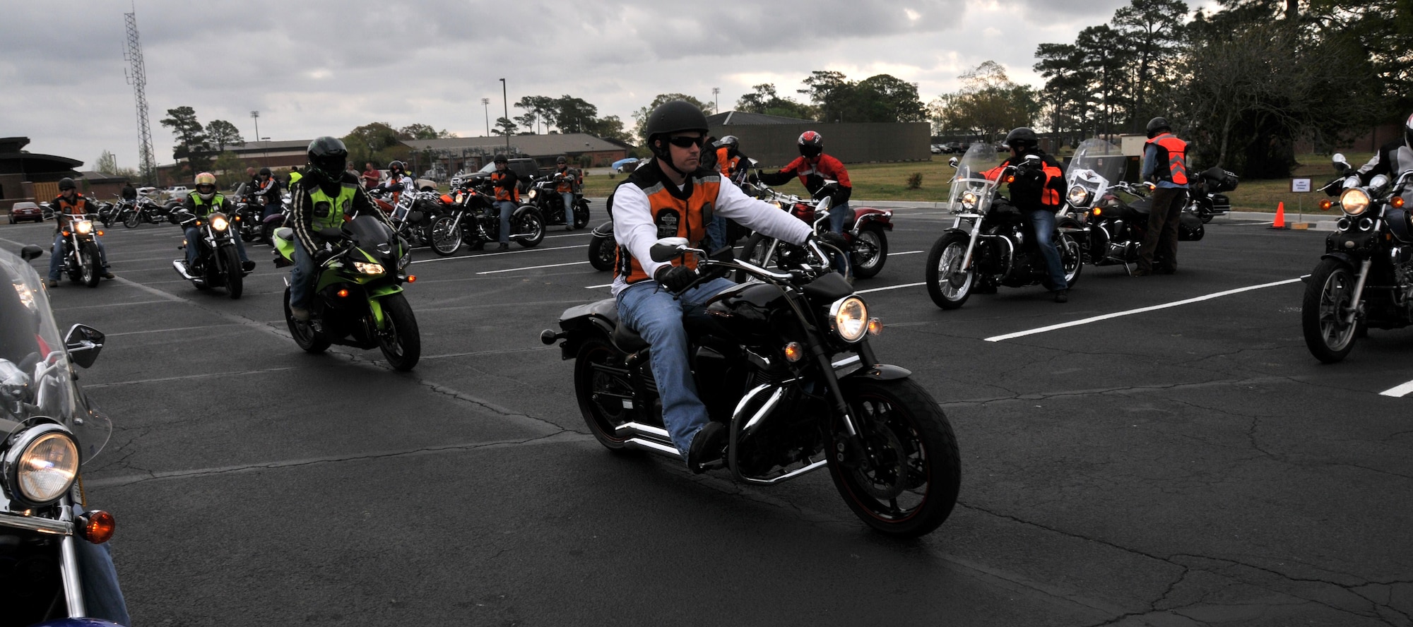 Three hundred Airmen, Sailors, civilians and dependents from Joint Base Charleston begin their ride March 25 from the JB CHS - Air Base theater to the Navy?s outdoor recreation facility, Short Stay, during the 2011 Joint Base Charleston Motorcycle Safety Event. The event provided motorcyclists with information about safe riding, motorcycle laws in South Carolina, military regulations and proper riding equipment. (U.S. Air Force photo/Airman 1st Class Jared Trimarchi)

