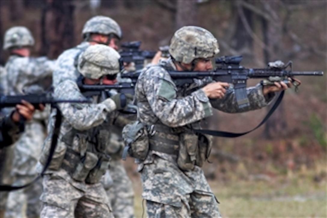 U.S. Army paratroopers participate in an advanced rifle marksmanship course at Fort Bragg, N.C., on March 23, 2011.  The paratroopers are assigned to the 82nd Airborne Division's 1st Brigade Combat Team.  