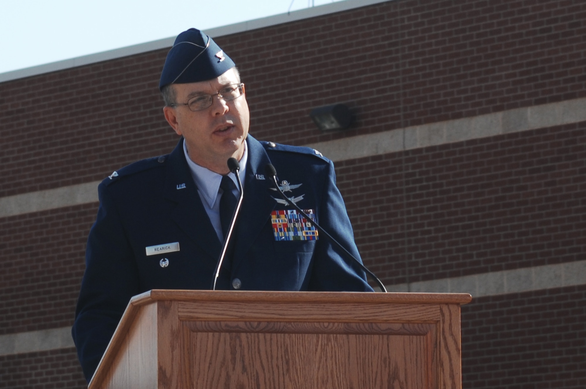 GOODFELLOW AIR FORCE BASE, Texas -- Col. David Rearick, 17th Training Wing Vice Commander, speaks during a building dedication ceremony here April 29. The ceremony was in honor of 1st Lt. Roslyn Schulte who was killed by a roadside bomb May 20, 2009, near Kabul, Afghanistan. (U.S. Air Force photo/Staff Sgt. Laura R. McFarlane)