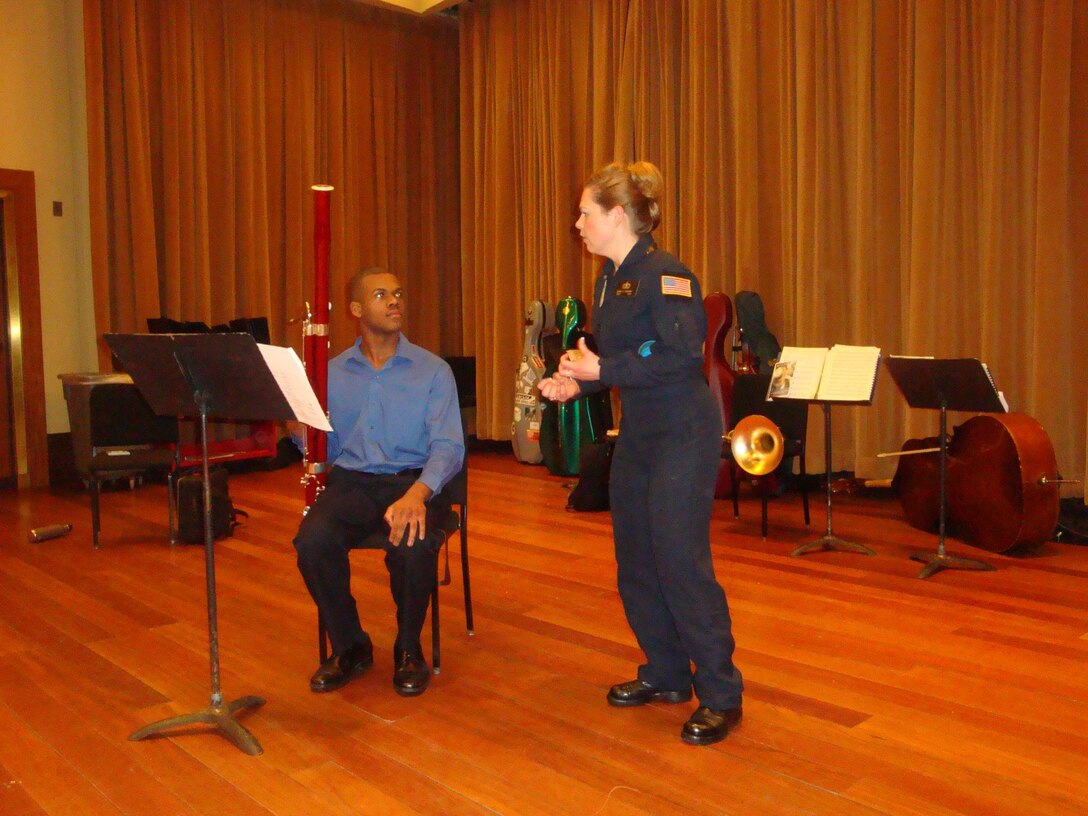 Technical Sergeant Sarah Stewart works on bassoon technique with a student from the Detroit Civic Youth Orchestra. Rampart Winds brings decades of professional musical expertise to masterclasses around the country.