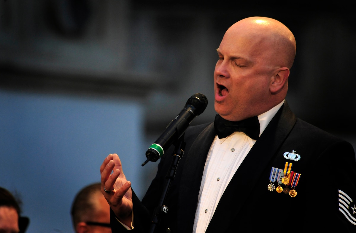 Us air force band hi-res stock photography and images - Alamy