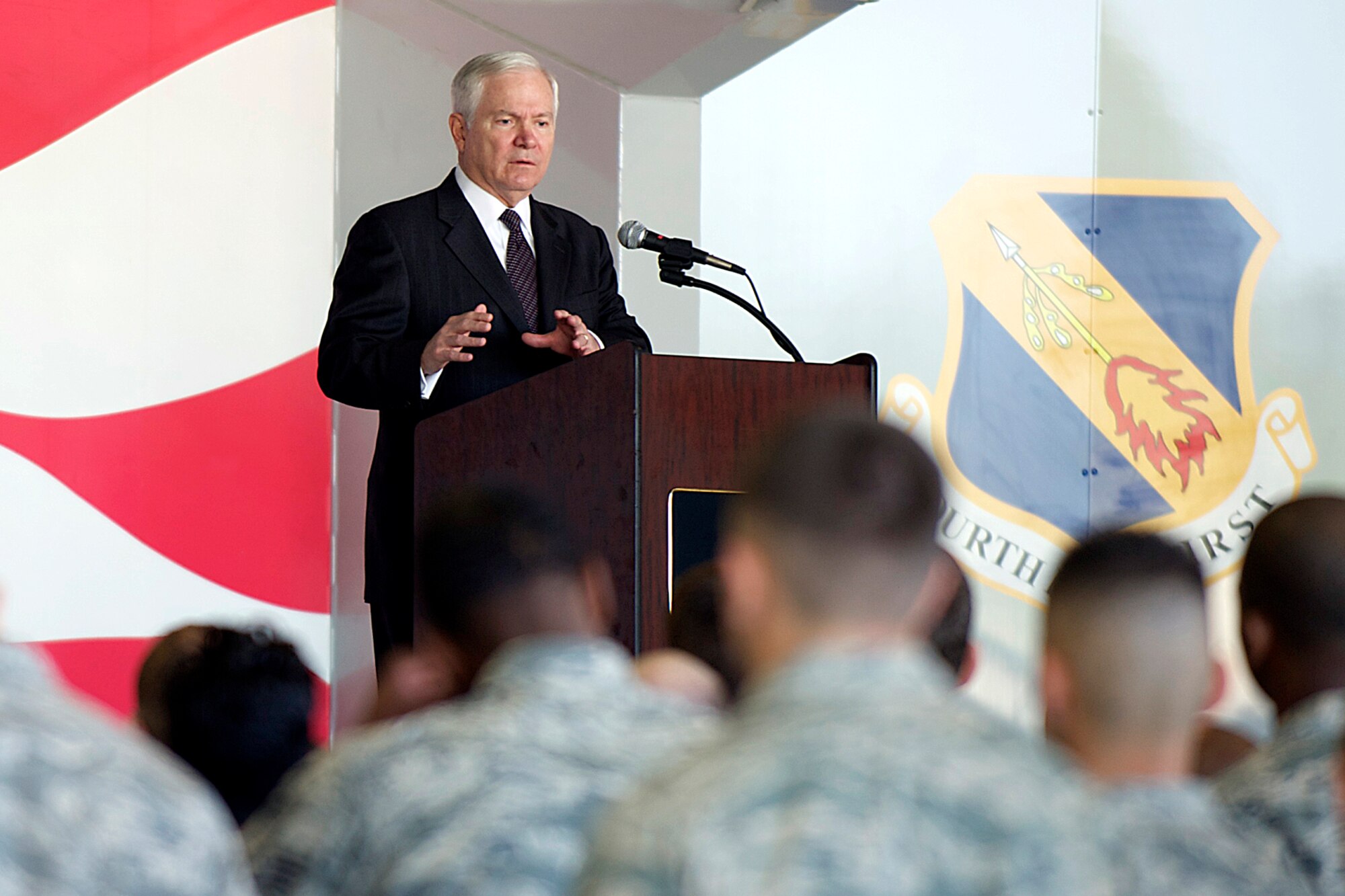 Defense Secretary Robert M. Gates speaks to Airmen of the 335th and 336th Fighter Squadrons on Seymour Johnson Air Force Base, N.C., on May 6, 2011. (Department of Defense Photo/Cherie Cullen) 
