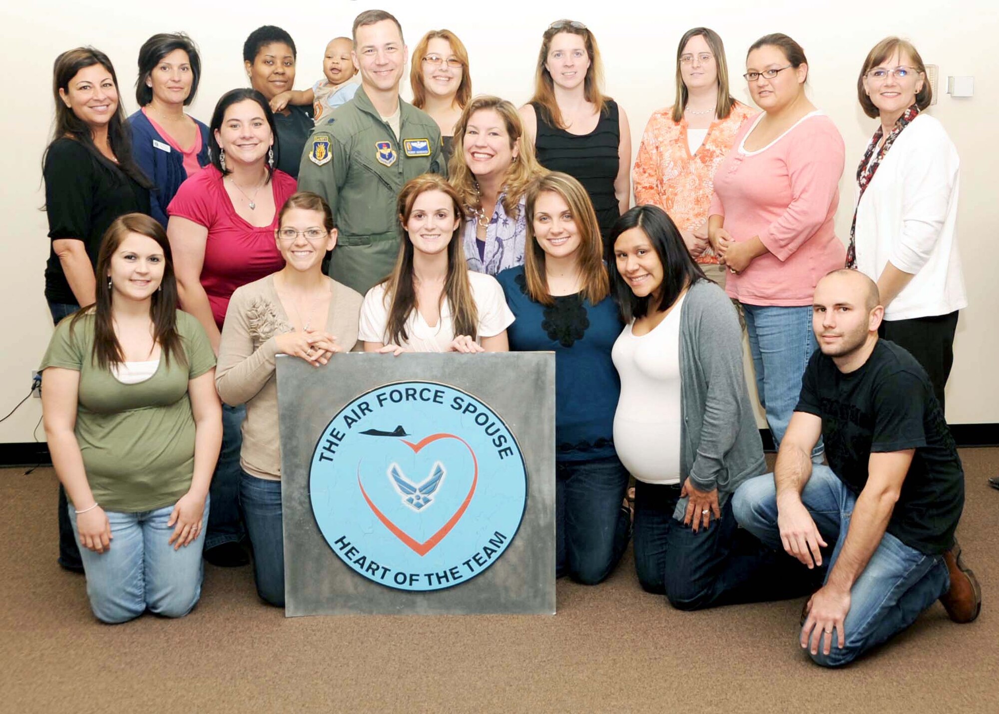 Program "links" spouses at Altus AFB > Altus Air Force Base > News