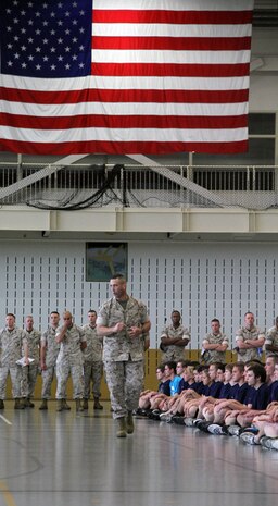 Maj. Lance Langfeldt, commanding officer, Recruiting Station Indianapolis, Ind., offers encouraging words to the enlistees of RS Indianapolis before they begin the State Wide, May 14, 2011. The State Wide is a annual competition between the sub-stations of RS Indianapolis.