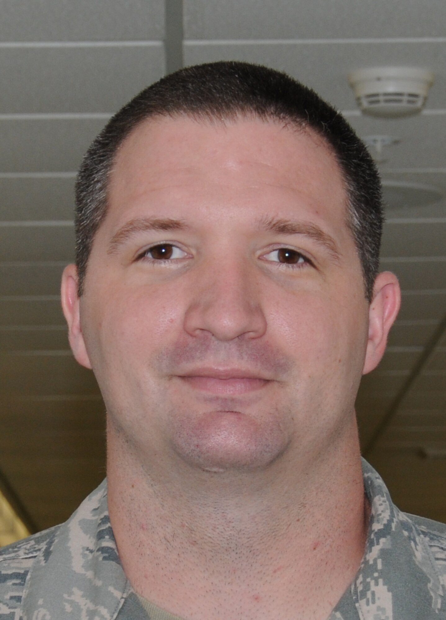 Staff Sgt. Kevin Fordham achieved perfect scores in his technical training.  Sergeant Fordham graduated from the electronic principles course in the 332nd Training Squadron.  Sergeant Fordham, from Richmond Hill, Ga., is also headed to Sheppard for electronic warfare training. He’s assigned to the Georgia Air National Guard in Savannah.  (U.S. Air Force photo by Kemberly Groue)