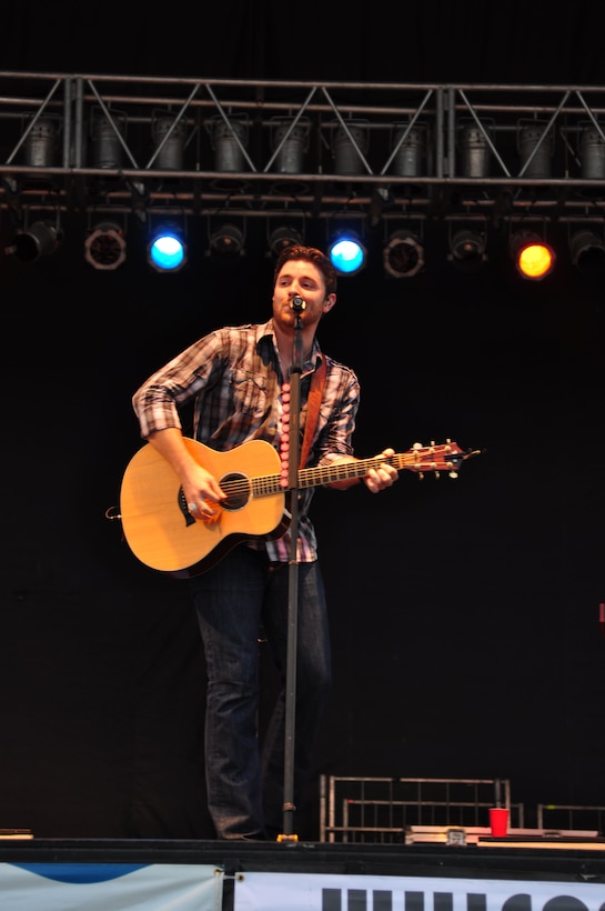 Chris Young, country singer, draws a crowd at Langley Air Force Base, Va., May 13, 2011. The free AirPower over Hampton Roads concert kicked off a night of fireworks and aerial demonstrations. (U.S. Air Force photo/Senior Airman Jonathan Muller)(RELEASED)