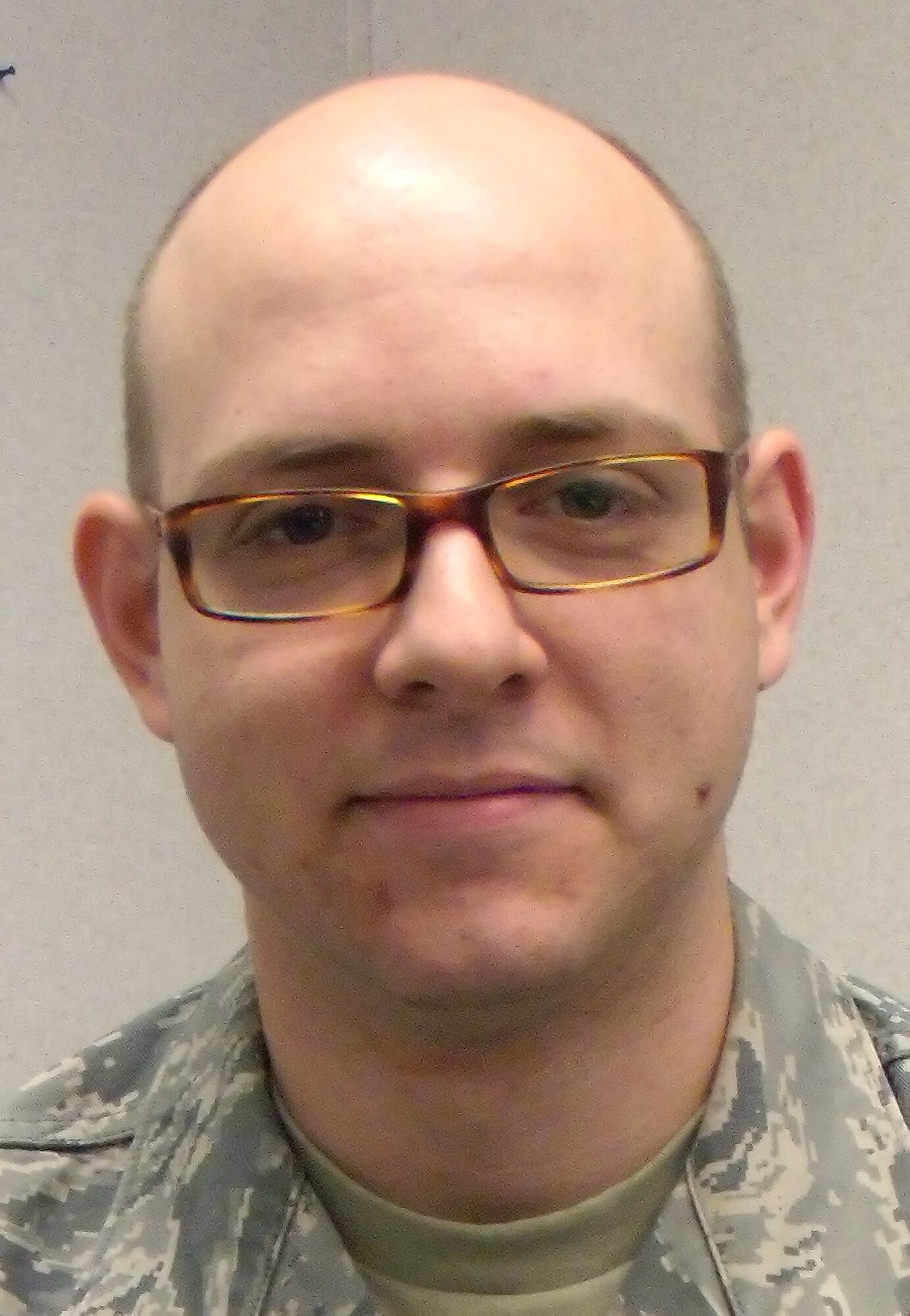 Staff Sgt. Rob Sheppard, Airman of the Week May 20, 2011. (U.S. Air Force photo by Airman 1st Class Jacob Morgan)