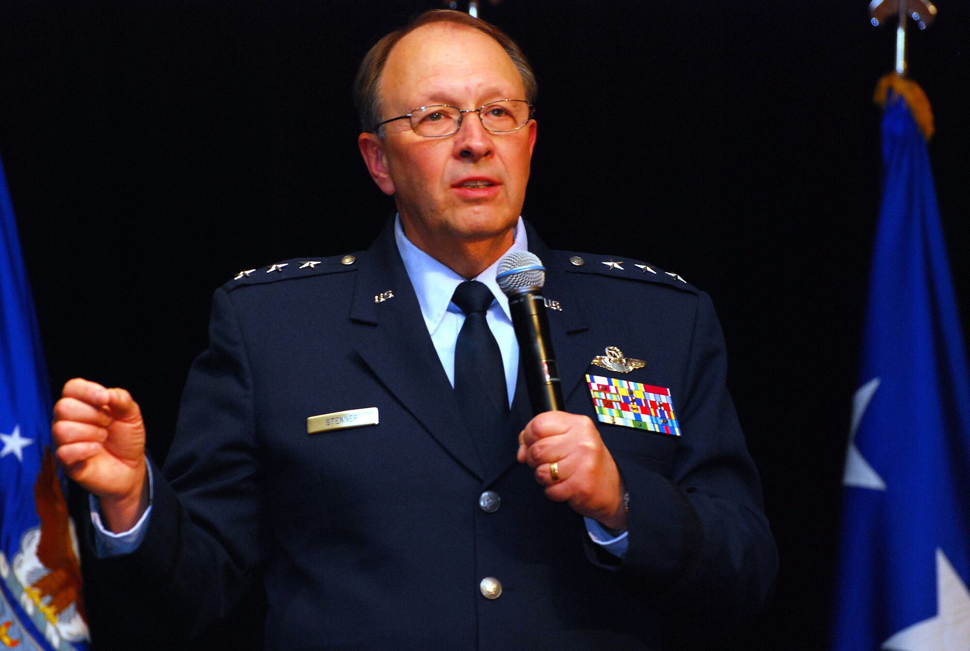 WASHINGTON, D.C. -- Lt.. Gen. Charles E. Stenner Jr.,  Air Force Reserve Command commander, provides his opening remarks at the 2011 Air Force Reserve Senior Leader Conference held here at the Mariott Wardman May 16-17. The conference theme, "Rebalancing the Total Force: Leveraging Reserve Strengths for Changing Global Realities," was supported by various topics and discussions including building partnership capacity and increasing the operational role of the Reserve Component. (U.S. Air Force photo/Tech. Sgt. Steve Lewis)