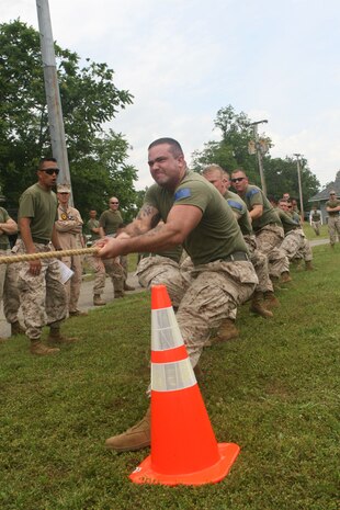 Initial Response Force B fights against IRF A in a tug of war match during CBIRF’s battalion field meet 24 May. Headquarters and Support Company, IRF A and IFR B all competed against one another in several events to strengthen unit cohesion after the safety brief before the Memorial Day weekend.