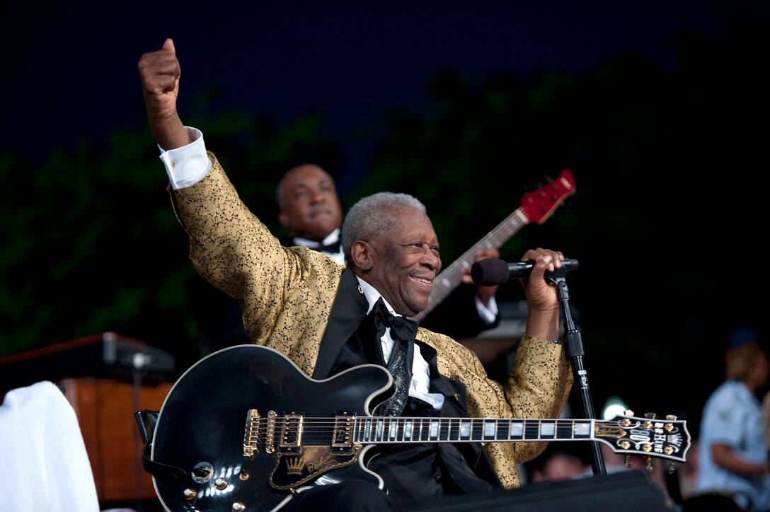 Blues legend B.B. King performs at the 2011 National Memorial Day Concert at the U.S. Capitol in Washington, D.C., May 29, 2011.
