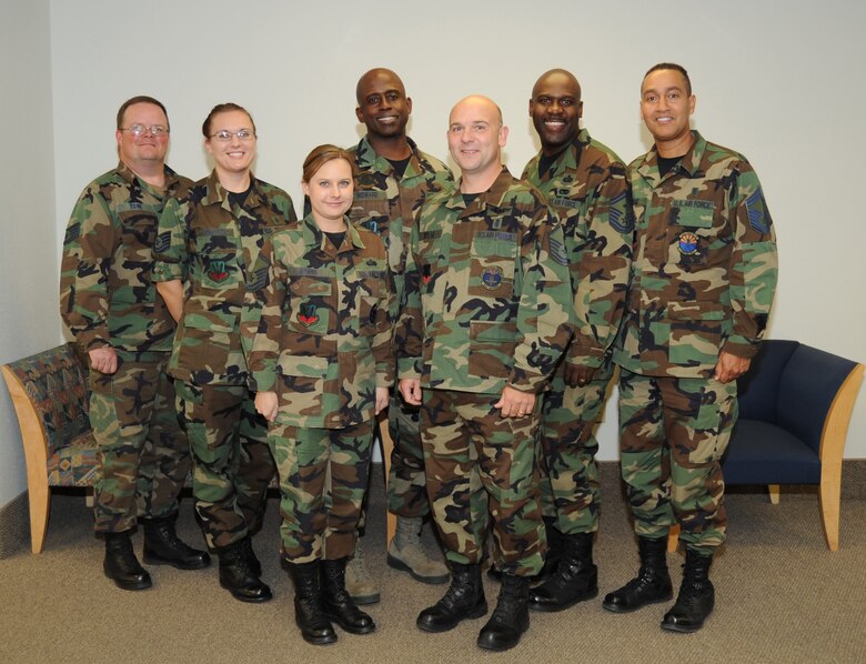 Bidding farewell to BDUs > DavisMonthan Air Force Base > Article Display