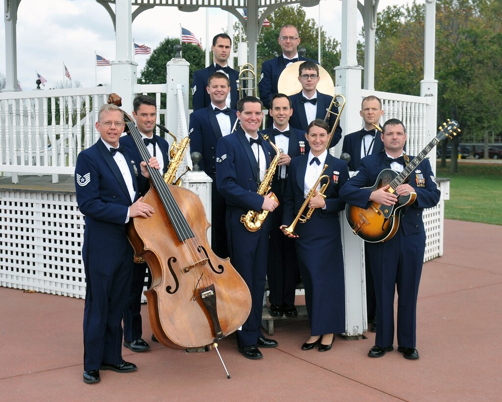 Photo of the Noteables Jazz Ensemble, USAF Heartland of America Band