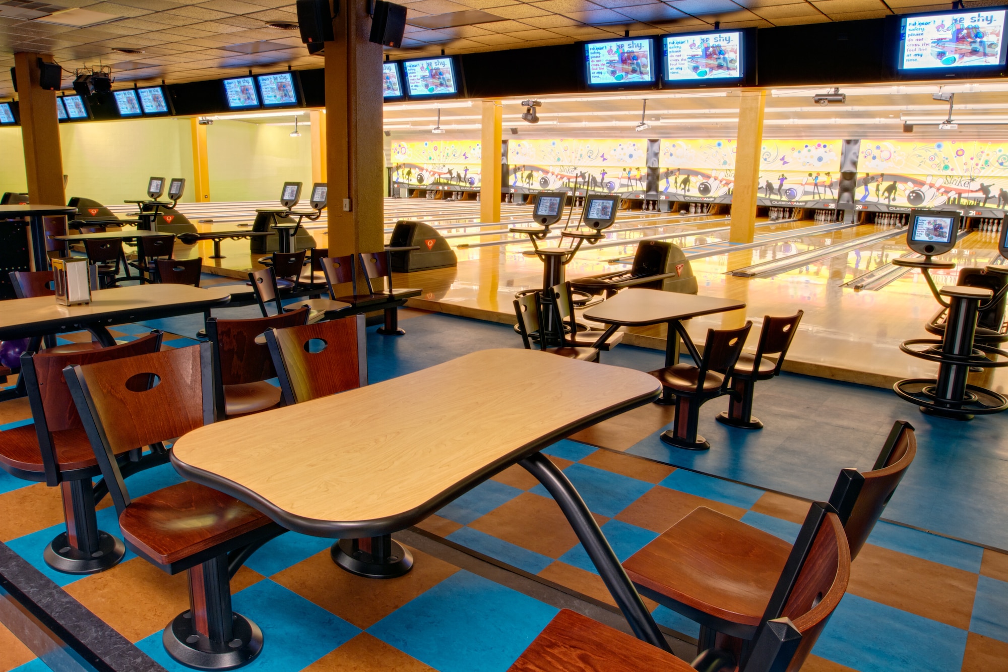 The Emery Lanes bowling center on Kadena Air Base, Japan, was recently voted Best Morale, Welfare and Recreation Bowling Center on Okinawa in the 2011 Stars and Stripes Best of the Pacific competition. (Courtesy photo/Att Eachus/released) 