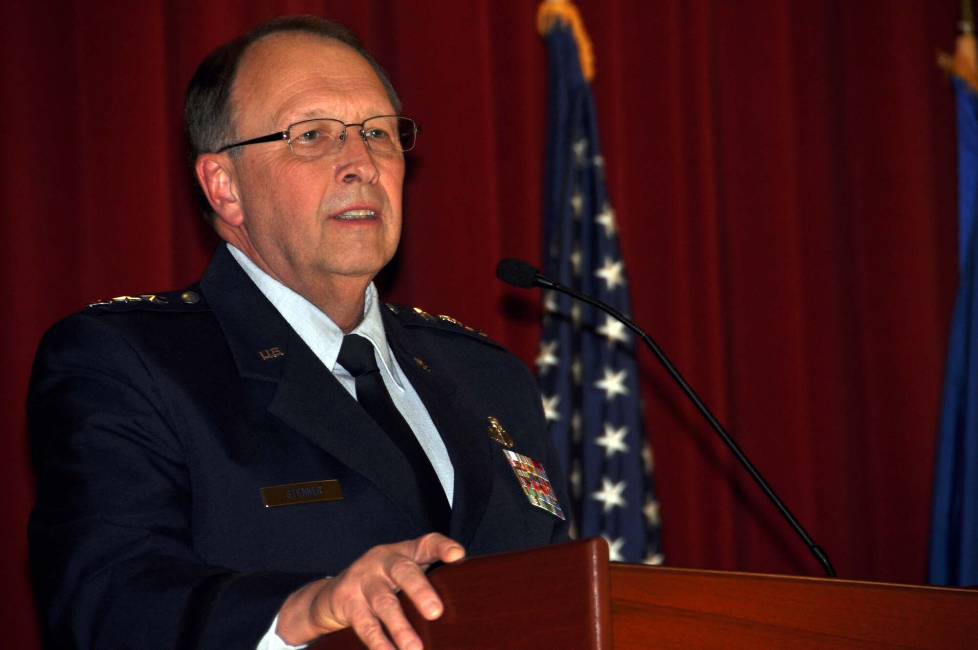 Lt. Gen. Charles Stenner, Chief of Air Force Reserve and Commander, Air Force Reserve Command gives the eulogy at a Nov. 6 memorial service held at March Air Reserve Base, Calif., for former AFRC commander Maj. Gen. Sloan R. Gill.  The memorial service was attended by Gill's family and friends as well as six former AFRC commanders, the largest gathering of AFRC commanders in history.  (U.S. Air Force photo/Master Sgt. Linda Welz)