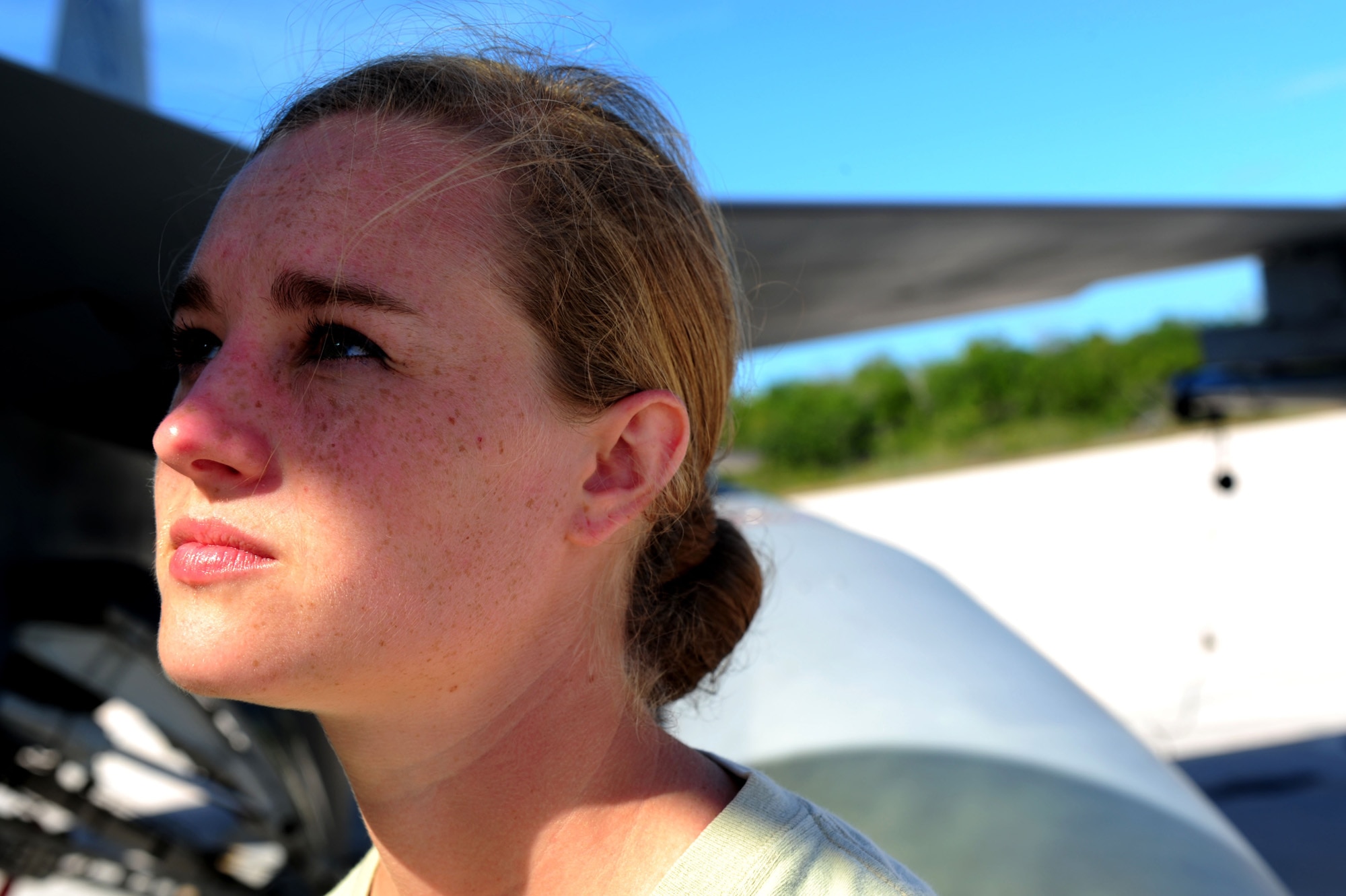 U.S. Air Force Senior Airman Paige Nelson, assigned to the 46th Aircraft Maintenance Squadron (AMXS) as a crew chief, prepares an F-16 Fighting Falcon for a safe flight in support of Exercise Vigilant Shield 12 at Naval Air Station Key West, Fla., Nov. 6, 2011. The exercise in Key West is the "first-ever proof of concept" for the military's Joint Deployable Integrated Air and Missile Defense System, a collection of high-end radars and missile systems as well as aircraft that work in tandem in the event of a threat to the continental United States.  The 46th AMXS is from Eglin Air Force Base, Fla.  (U.S. Air Force photo by Staff Sgt. Kamaile O. Long/Released)