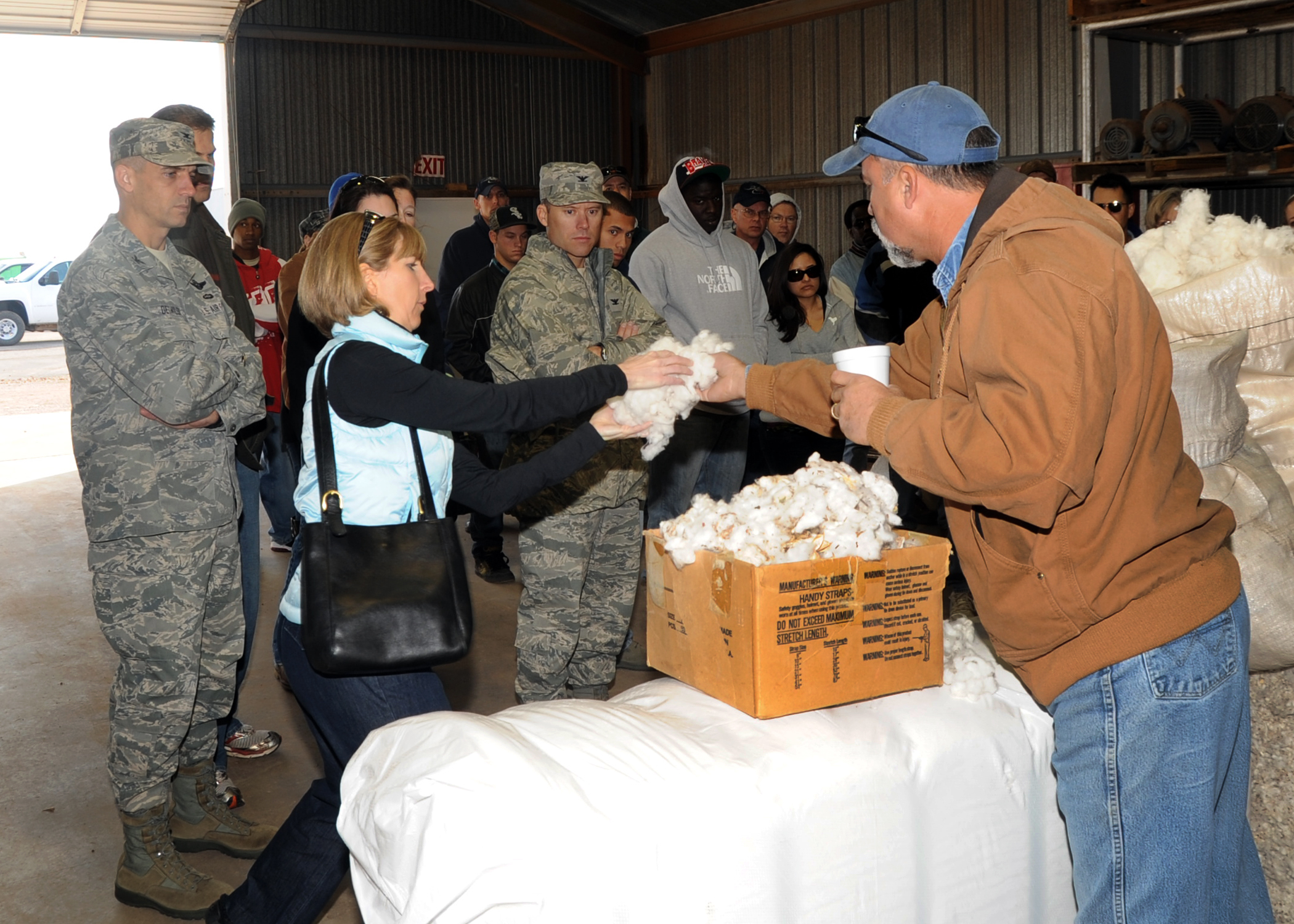 Altus hosts 34th annual FarmCity tour > Altus Air Force Base > Article Display