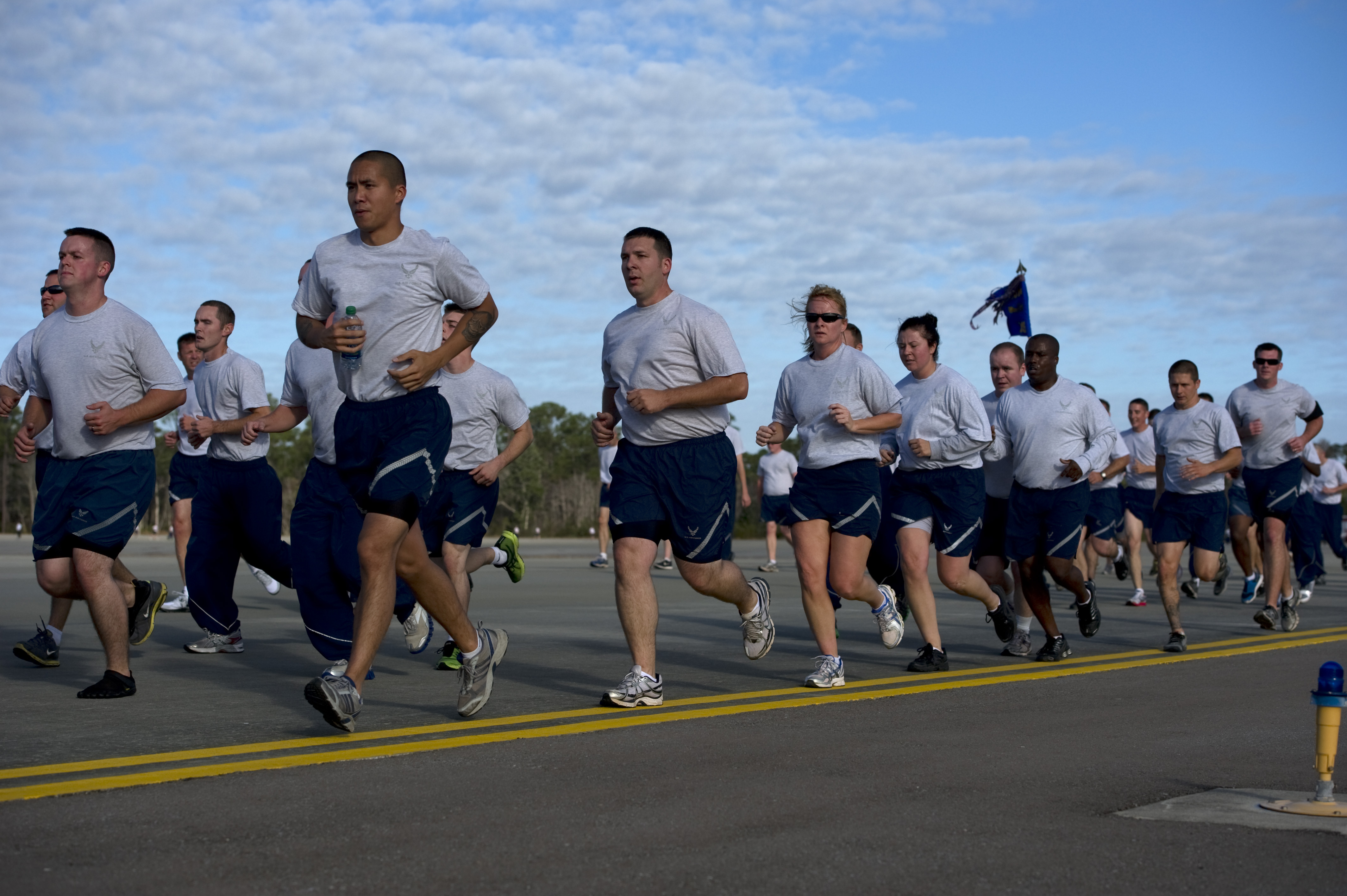 Commando Airmen run by the thousands > Hurlburt Field > Article Display