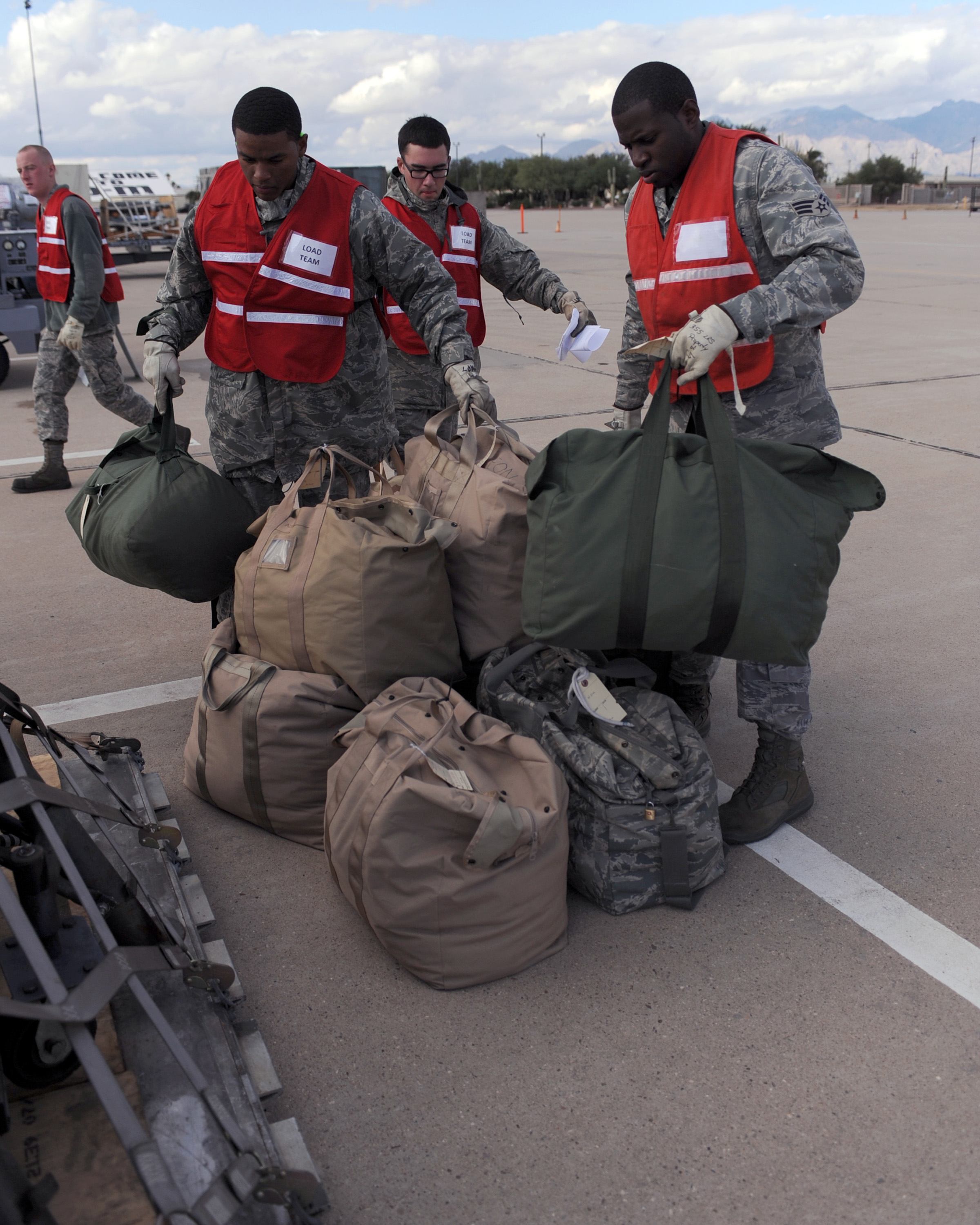 Augmented cargo for the ORE Davis Monthan Air Force Base Article View