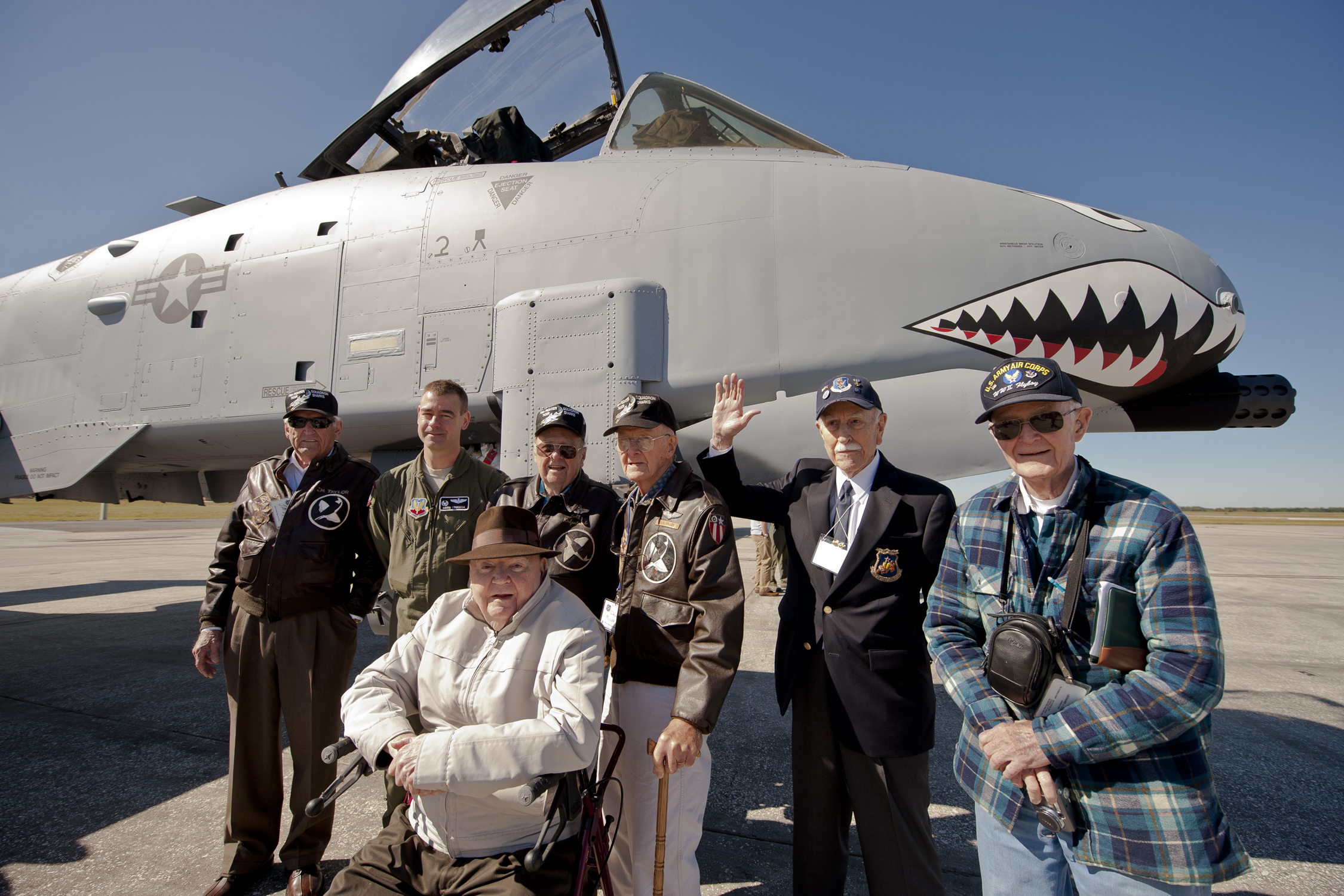 Flying Tigers Reunite Honor 70 Years Of Service U S Air Force Article Display