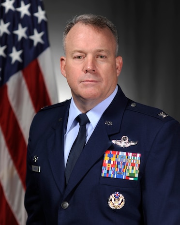 Col. Erik Hansen, 437th Airlift Wing commander