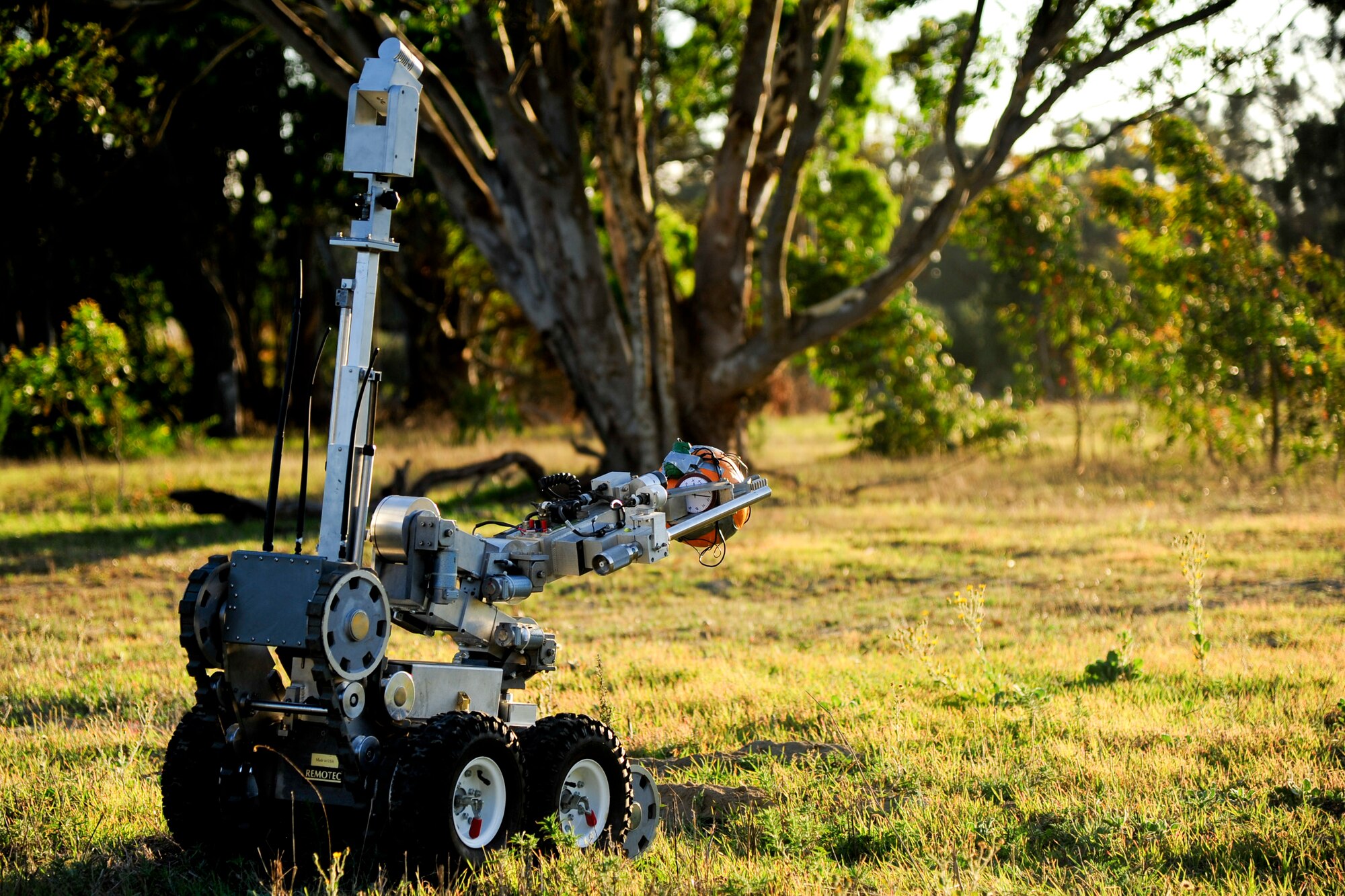 VANDENBERG AIR FORCE BASE, Calif. – A team uses a bomb robot to ‘toss’ a pumpkin during the 30th Launch Group’s annual pumpkin toss event at Cocheo Park here Friday, Nov. 18, 2011.  (U.S. Air Force photo/Senior Airman Lael Huss)